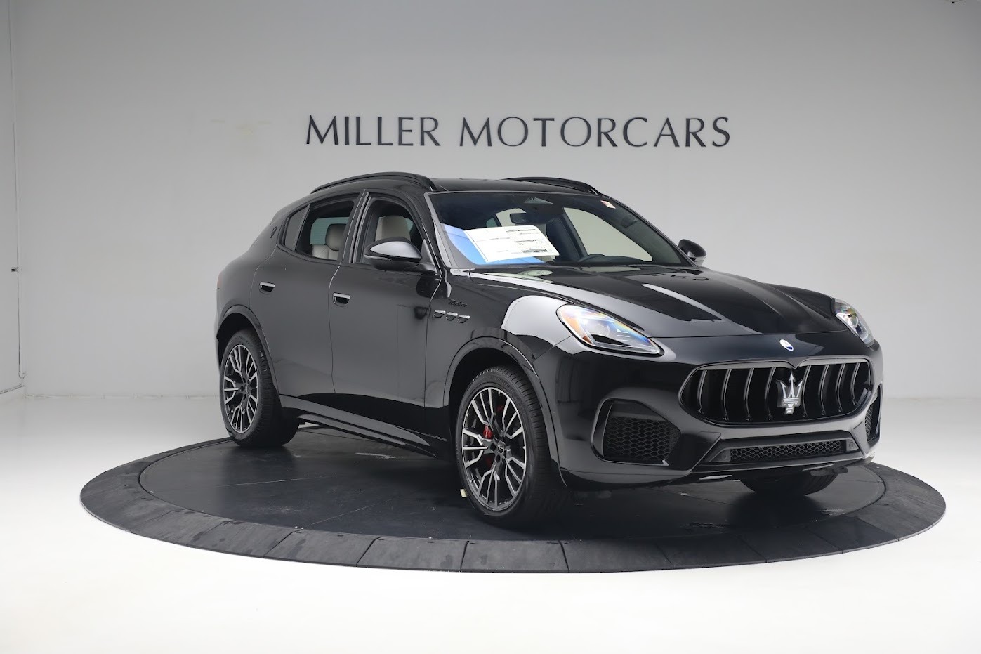 New 2023 Maserati Grecale Modena | St. Petersburg, FL