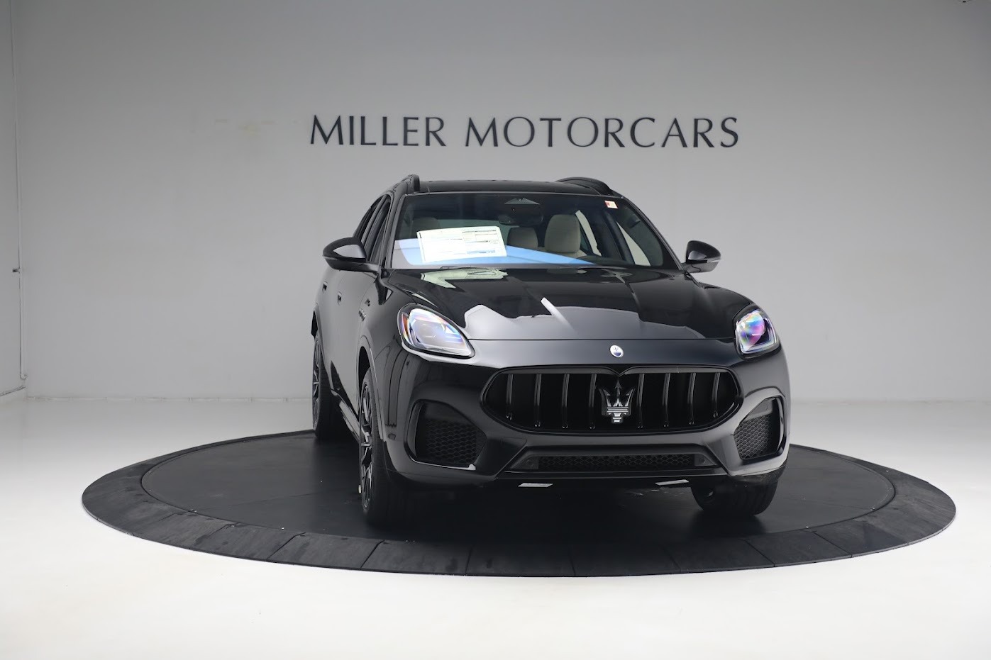 New 2023 Maserati Grecale Modena | St. Petersburg, FL