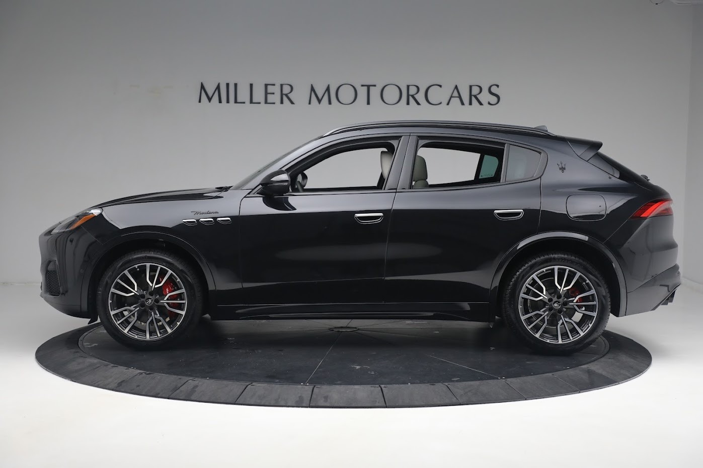New 2023 Maserati Grecale Modena | St. Petersburg, FL