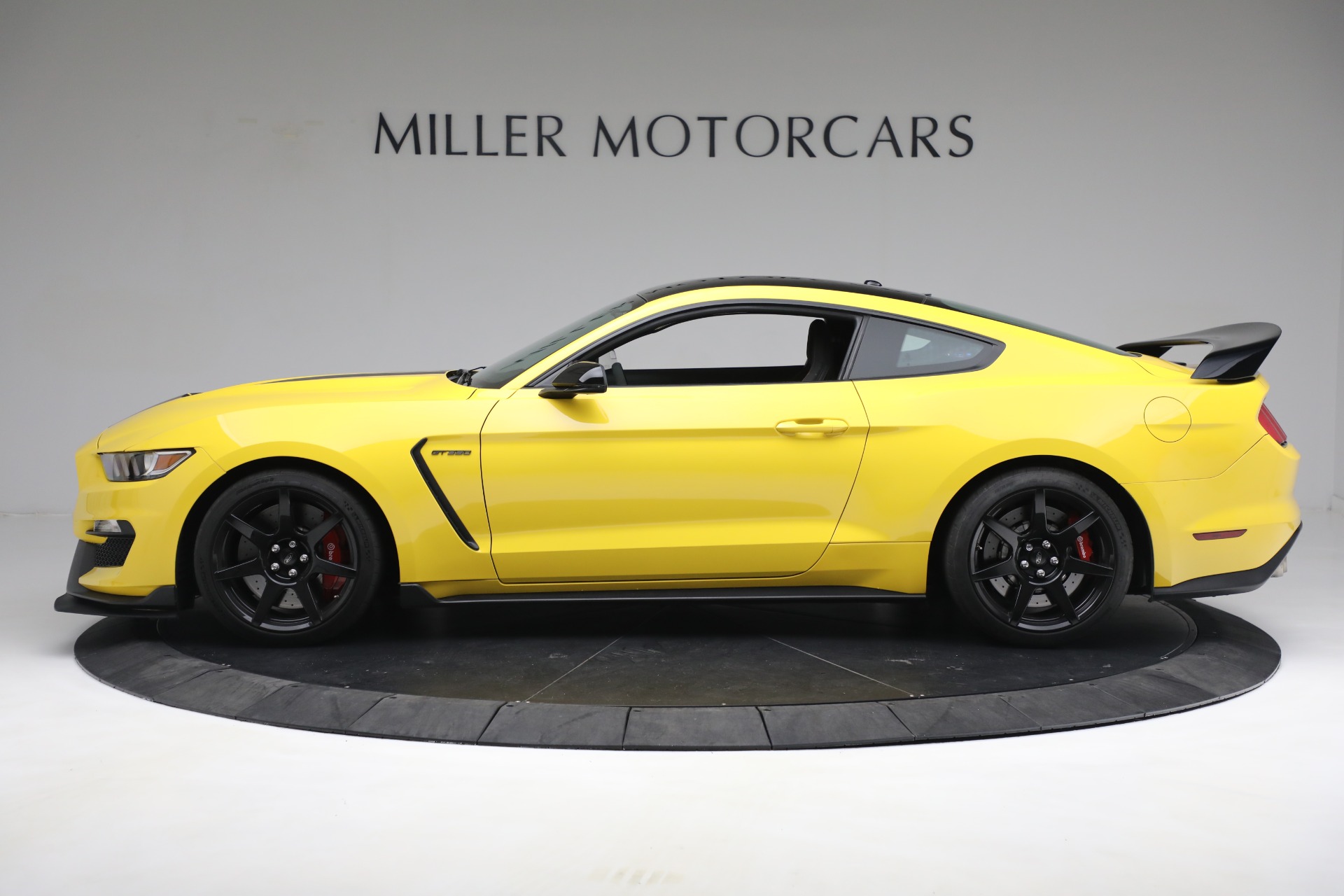 Used 2017 Ford Mustang Shelby GT350R | St. Petersburg, FL