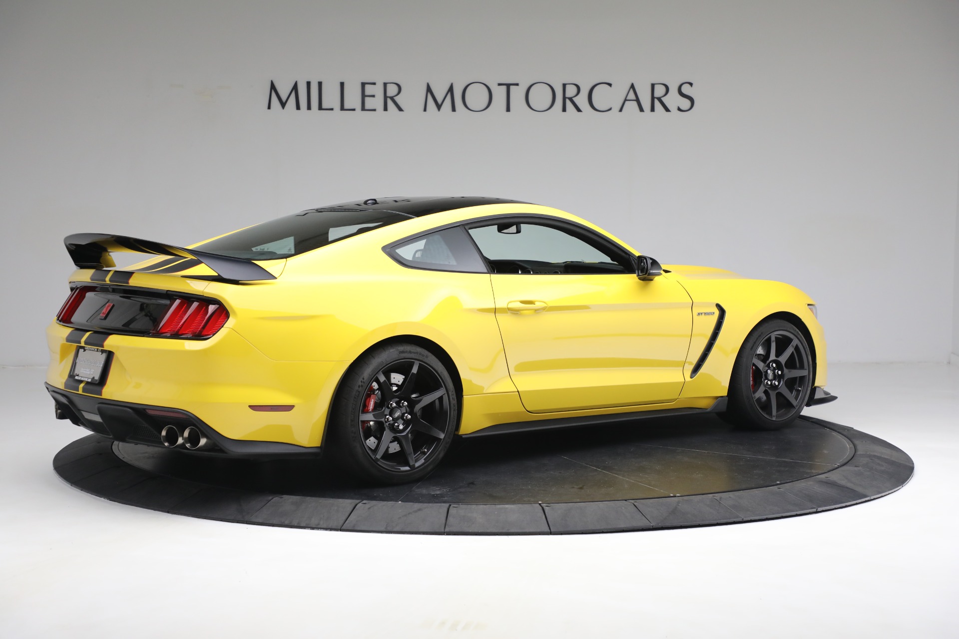 Used 2017 Ford Mustang Shelby GT350R | St. Petersburg, FL