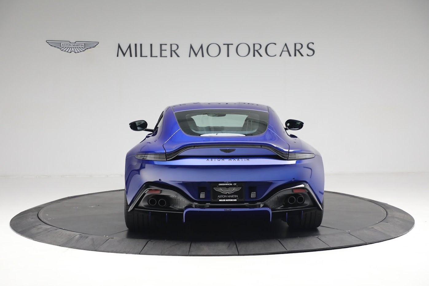 New 2023 Aston Martin Vantage V8 | St. Petersburg, FL