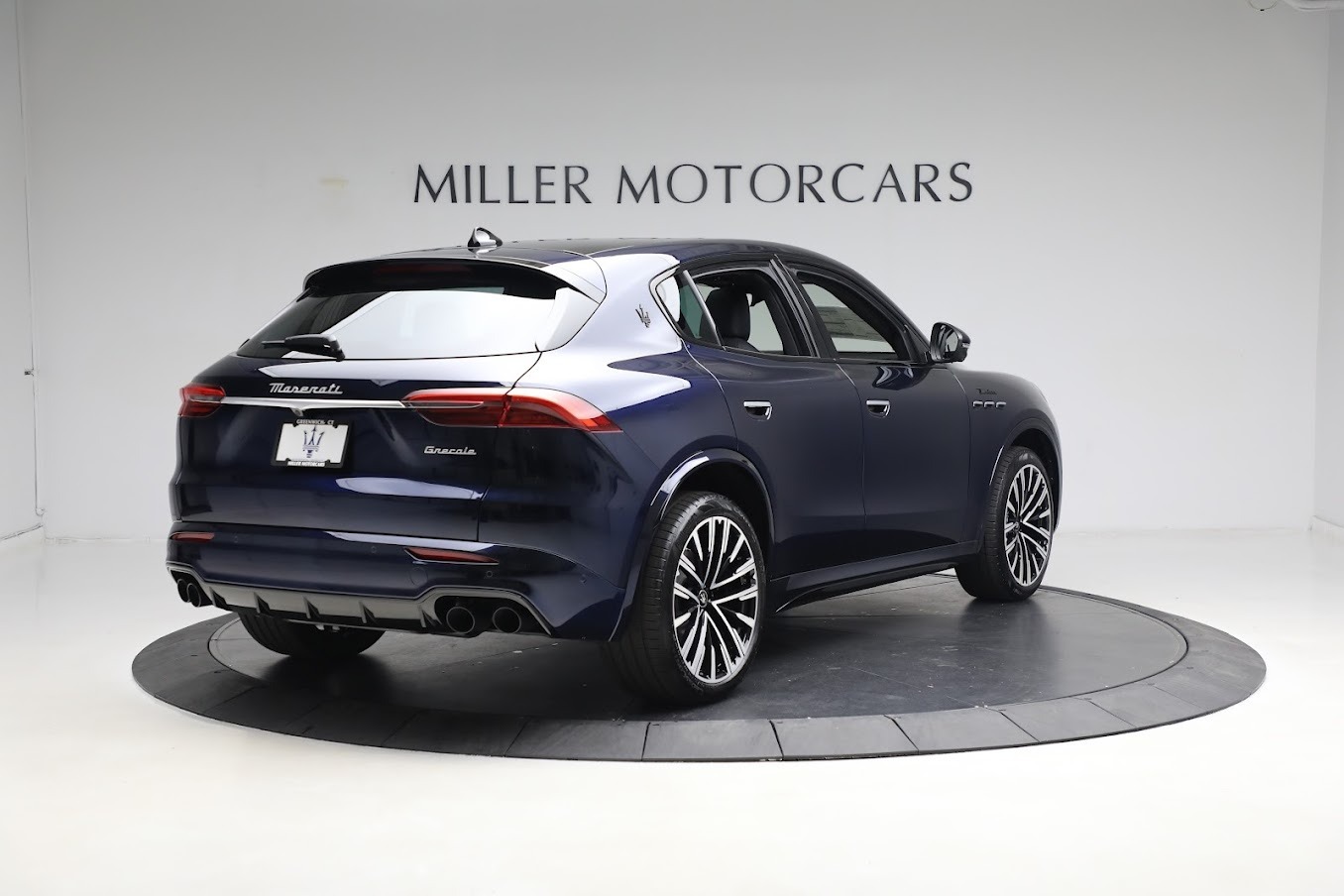 New 2023 Maserati Grecale Modena | St. Petersburg, FL