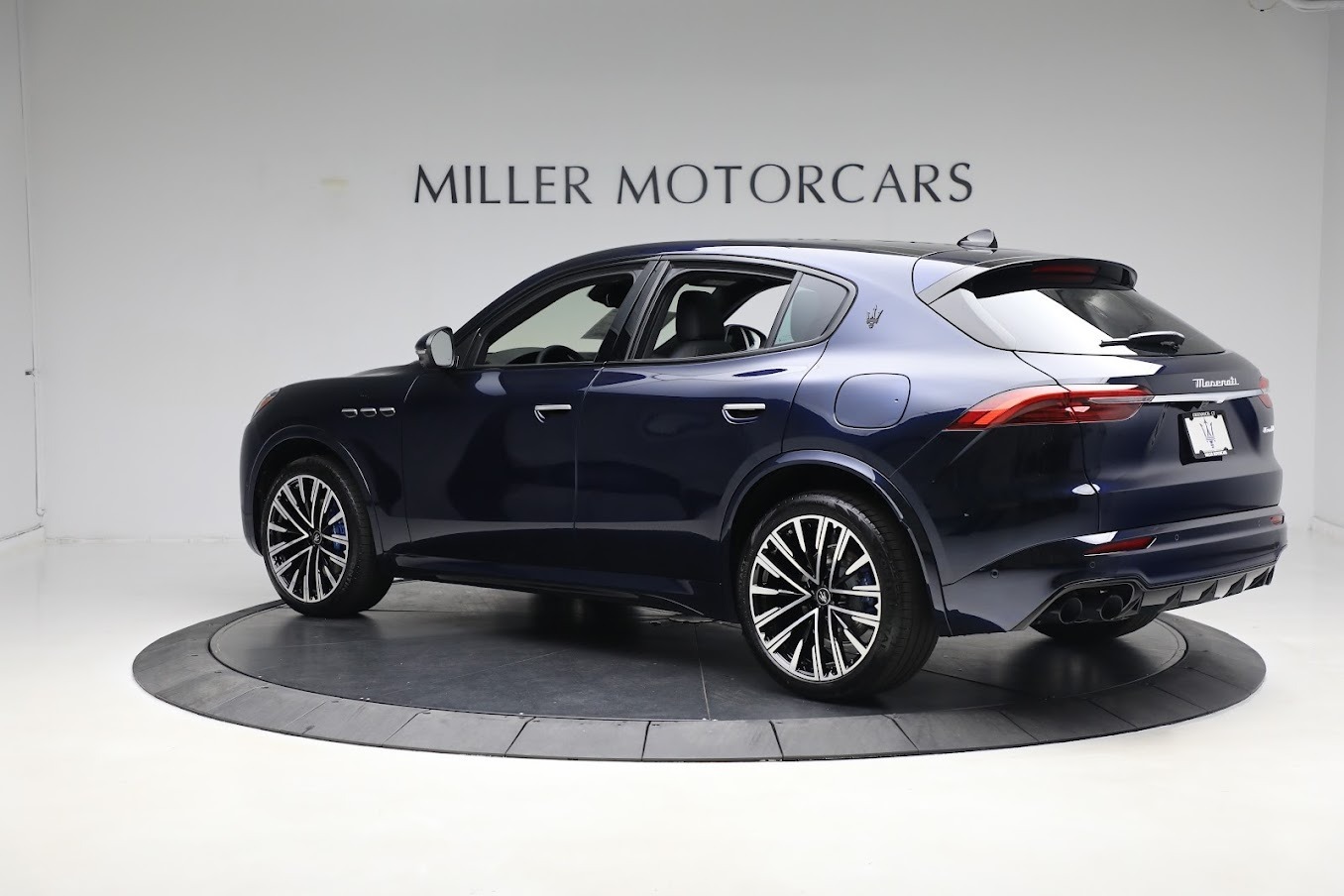 New 2023 Maserati Grecale Modena | St. Petersburg, FL
