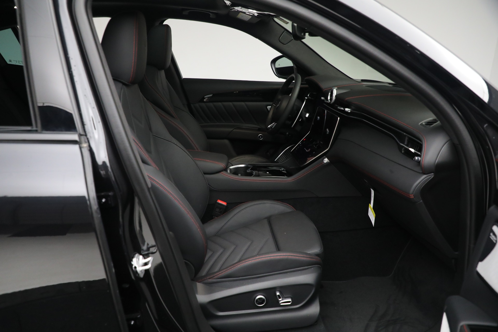 New 2023 Maserati Grecale Modena | St. Petersburg, FL
