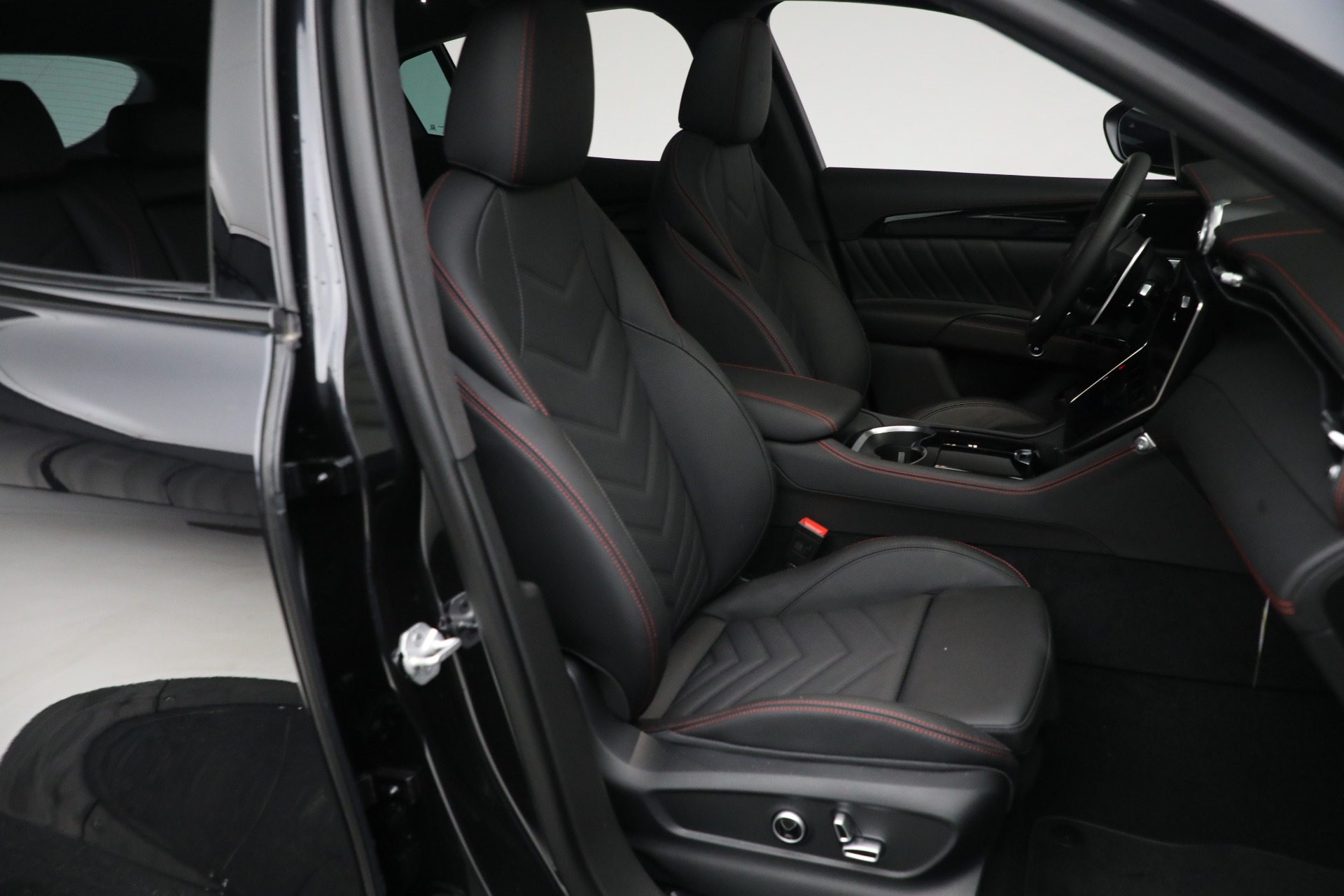 New 2023 Maserati Grecale Modena | St. Petersburg, FL