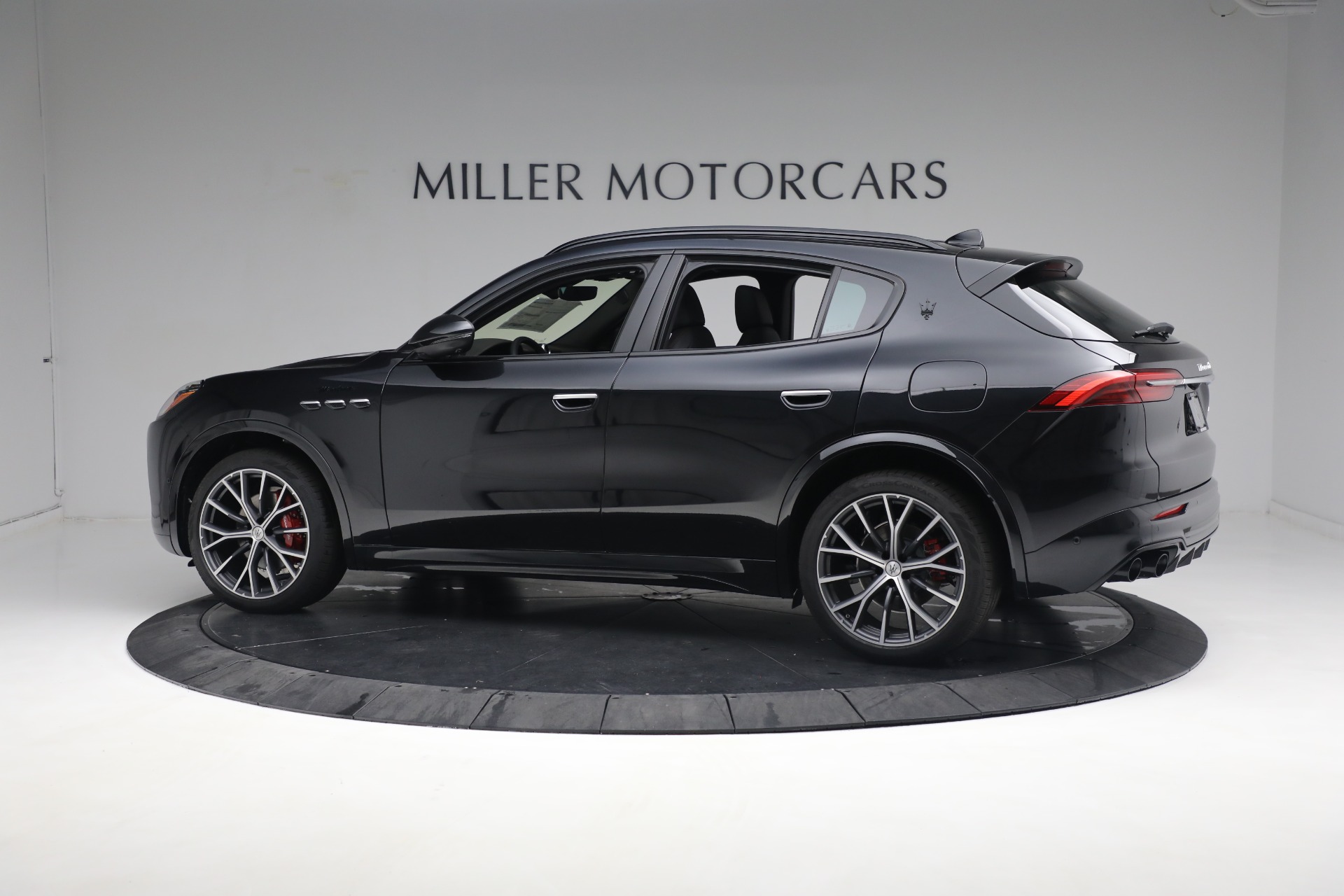 New 2023 Maserati Grecale Modena | St. Petersburg, FL