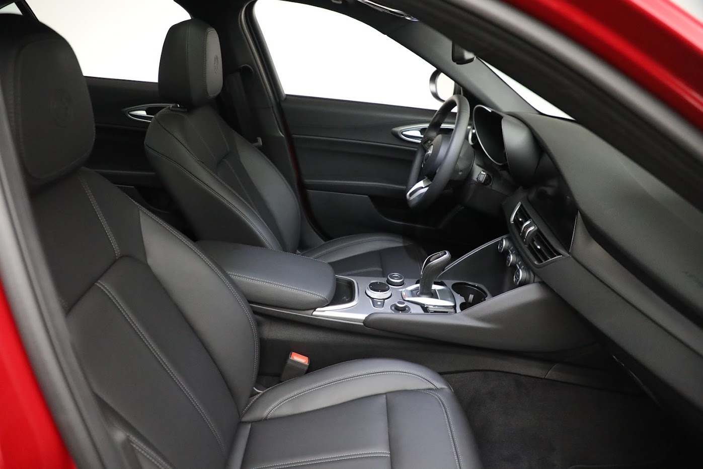 New 2024 Alfa Romeo Giulia Ti | St. Petersburg, FL