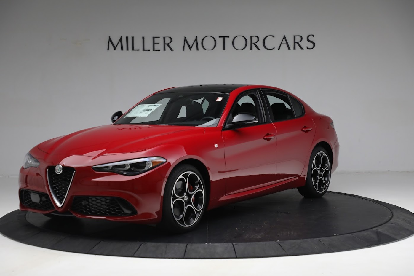 New 2024 Alfa Romeo Giulia Ti | St. Petersburg, FL