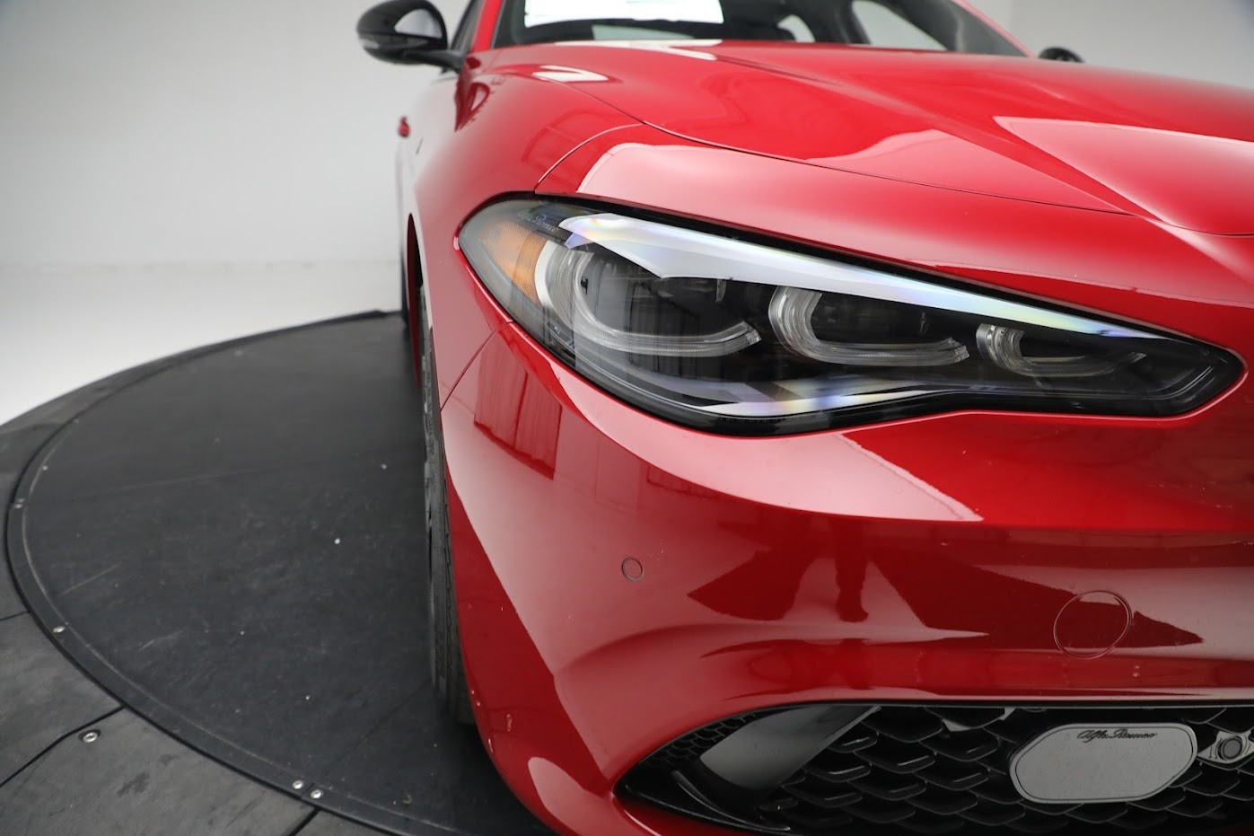 New 2024 Alfa Romeo Giulia Ti | St. Petersburg, FL