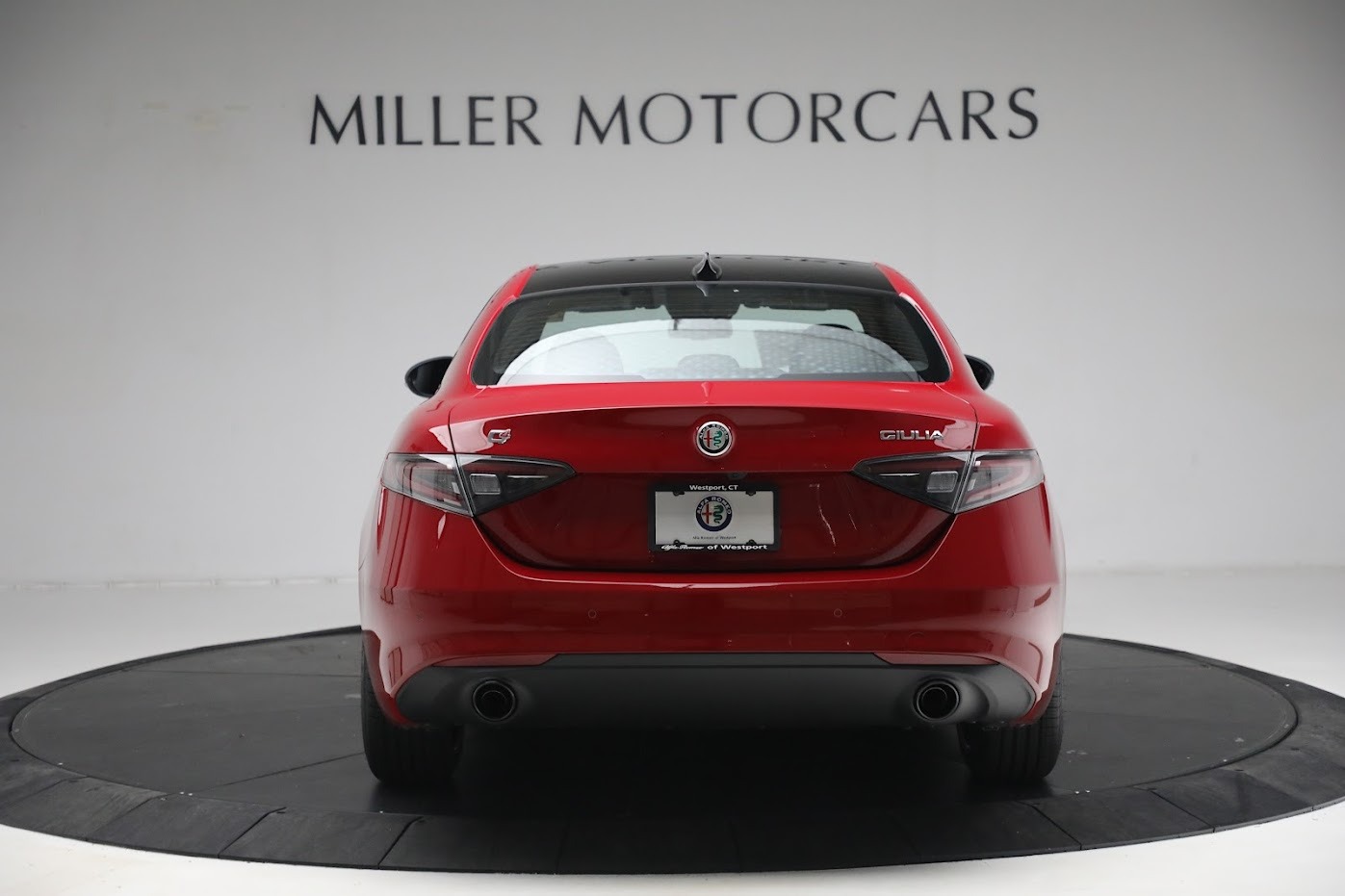 New 2024 Alfa Romeo Giulia Ti | St. Petersburg, FL