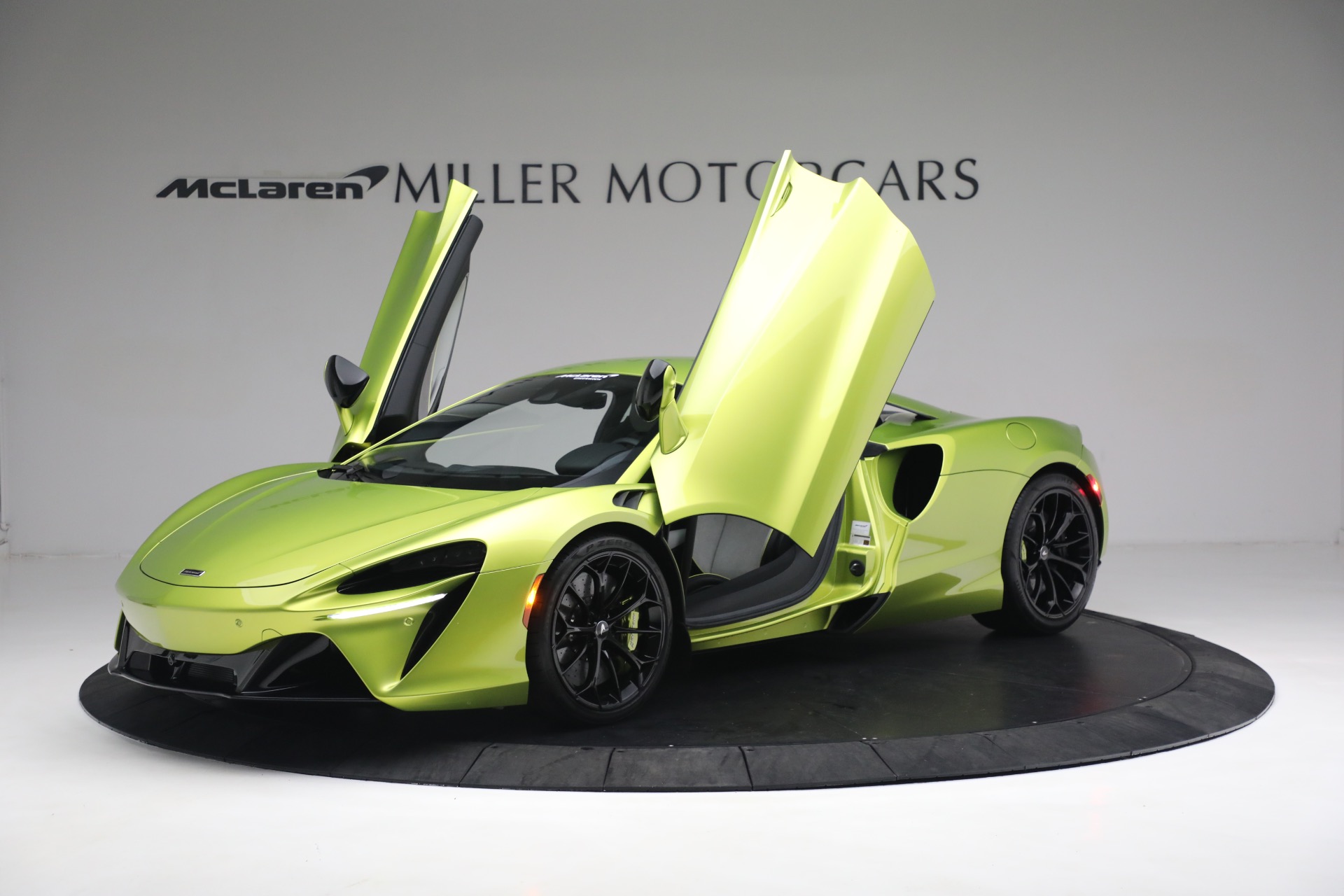 New 2023 McLaren Artura Vision | St. Petersburg, FL
