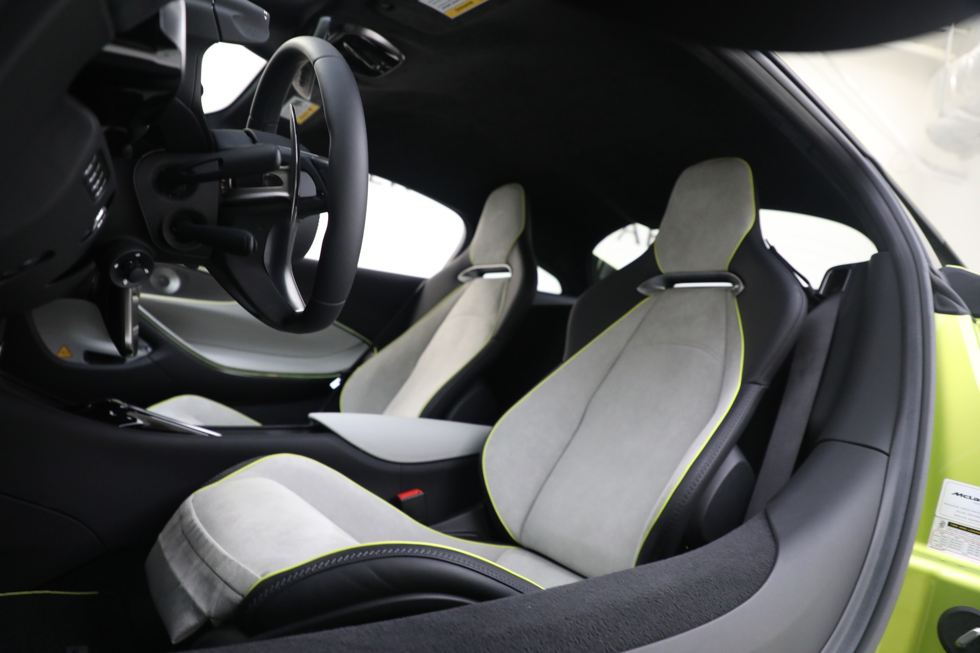 New 2023 McLaren Artura Vision | St. Petersburg, FL