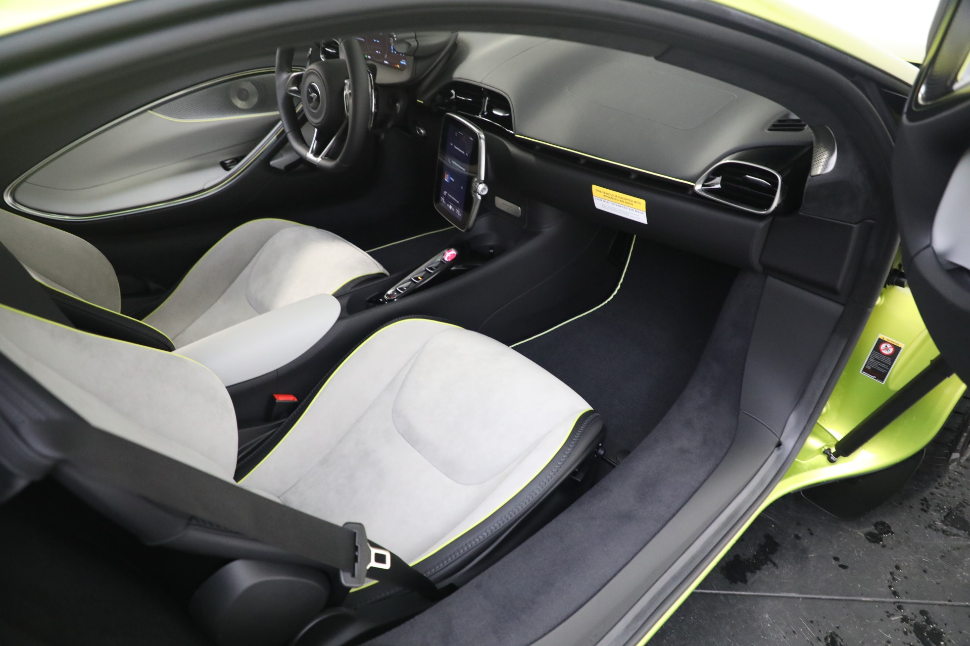 New 2023 McLaren Artura Vision | St. Petersburg, FL