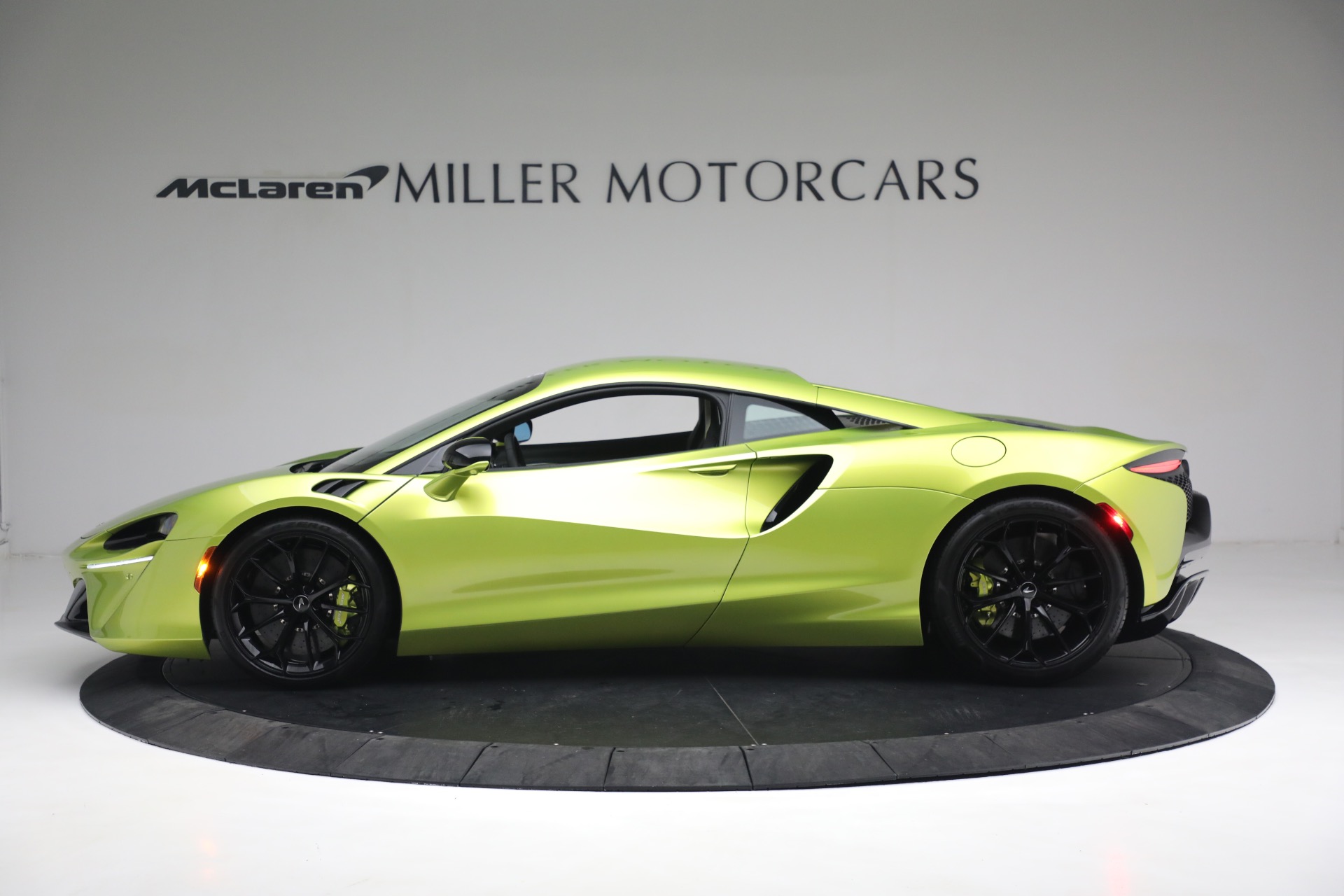 New 2023 McLaren Artura Vision | St. Petersburg, FL