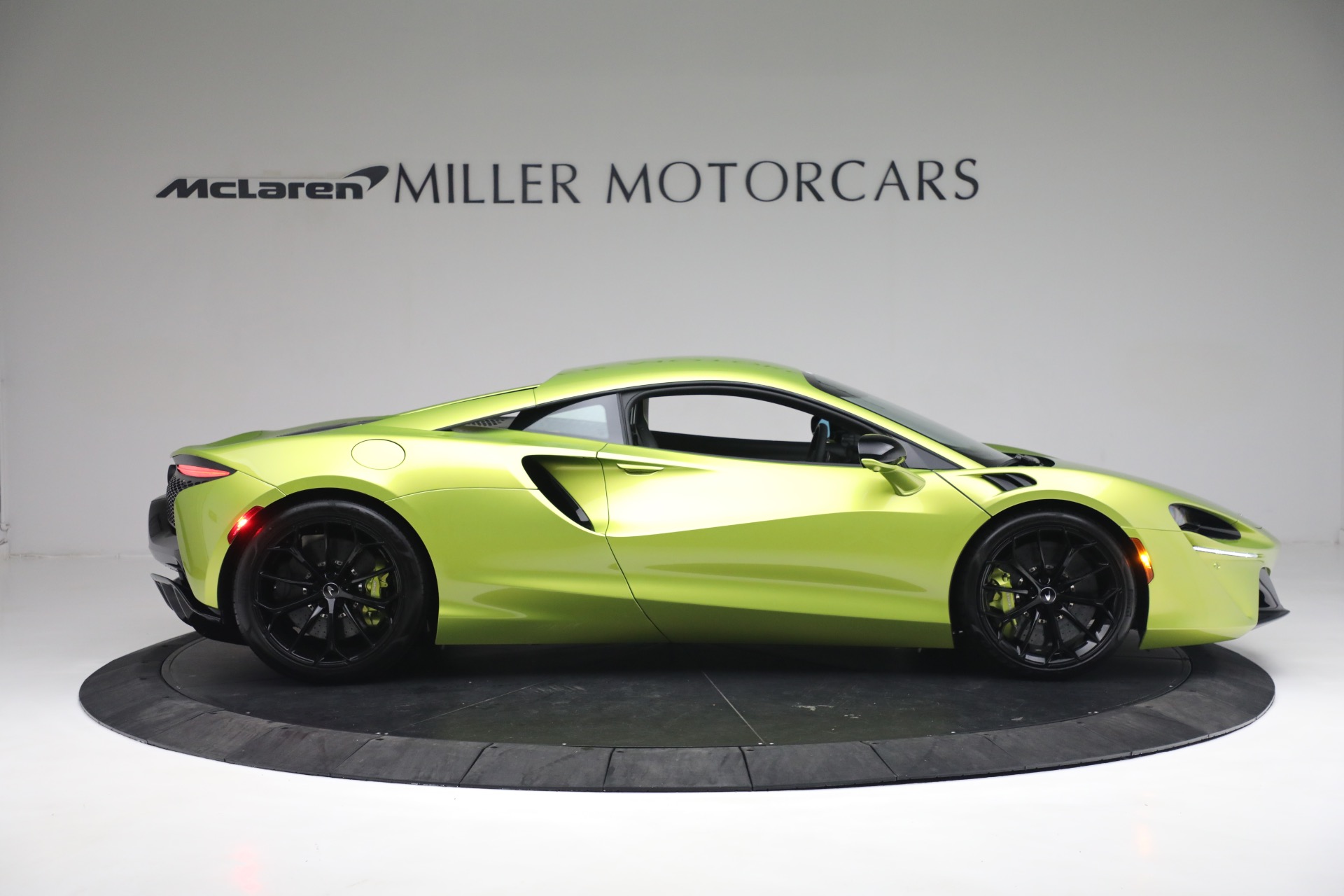 New 2023 McLaren Artura Vision | St. Petersburg, FL