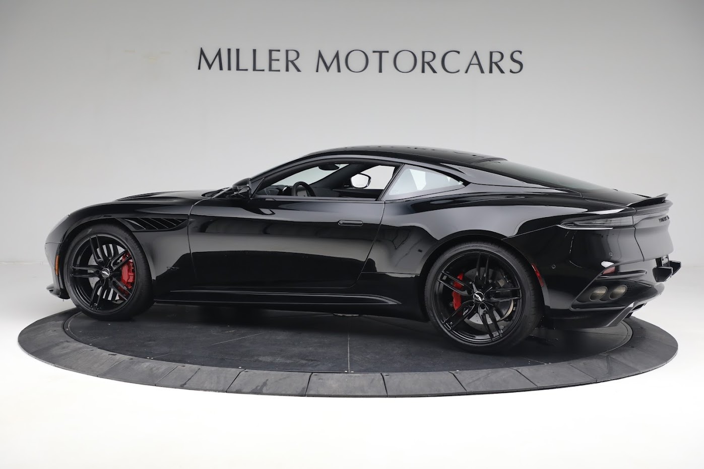 New 2023 Aston Martin DBS Superleggera | St. Petersburg, FL