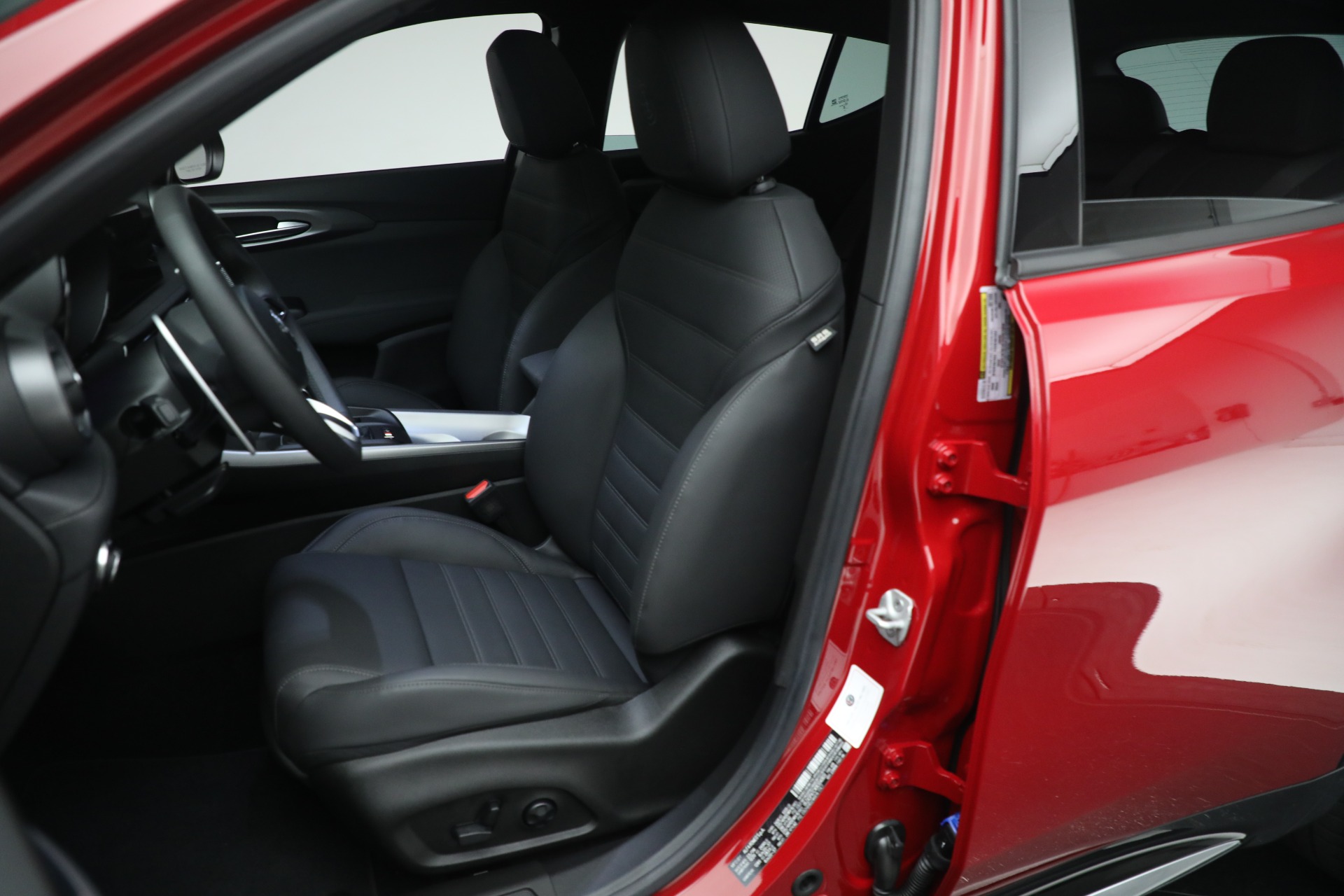 New 2024 Alfa Romeo Tonale Ti | St. Petersburg, FL