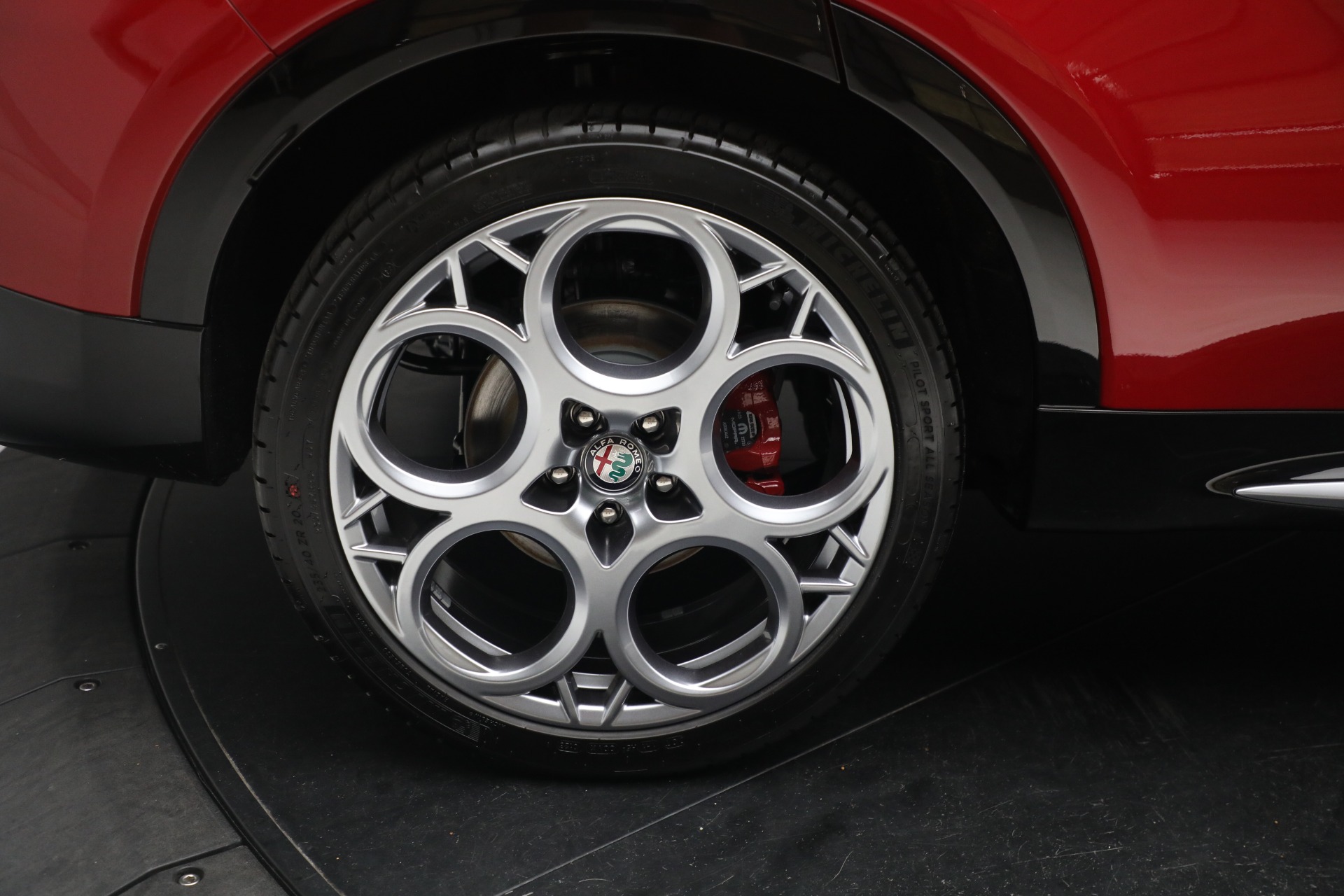 New 2024 Alfa Romeo Tonale Ti | St. Petersburg, FL