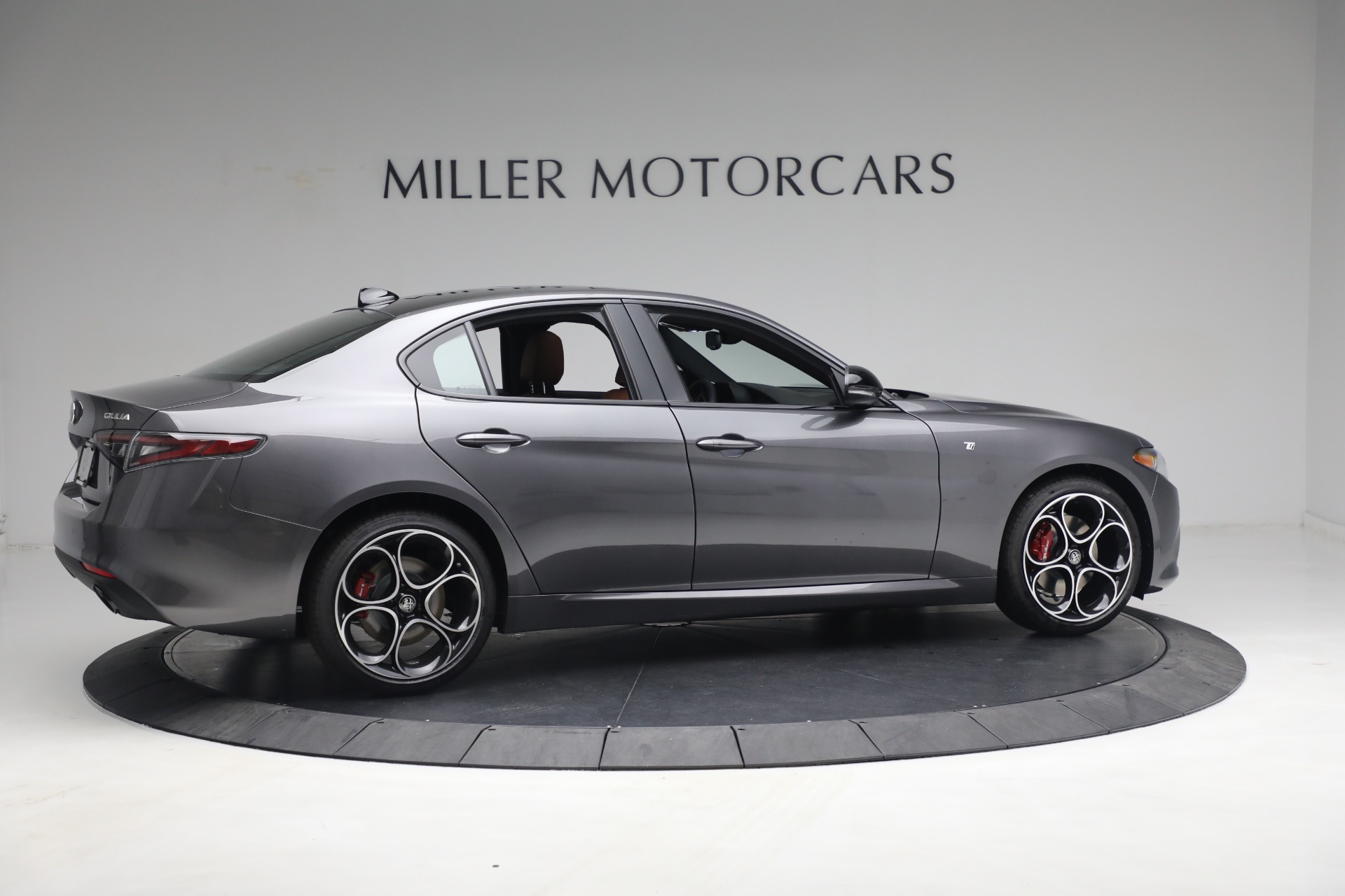 New 2024 Alfa Romeo Giulia Ti | St. Petersburg, FL