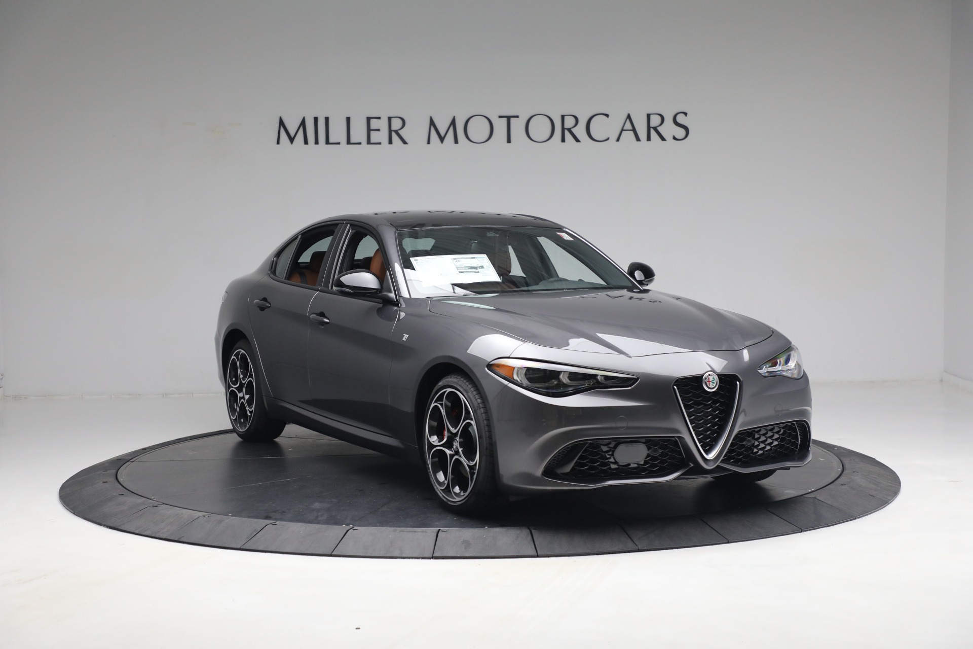 New 2024 Alfa Romeo Giulia Ti | St. Petersburg, FL
