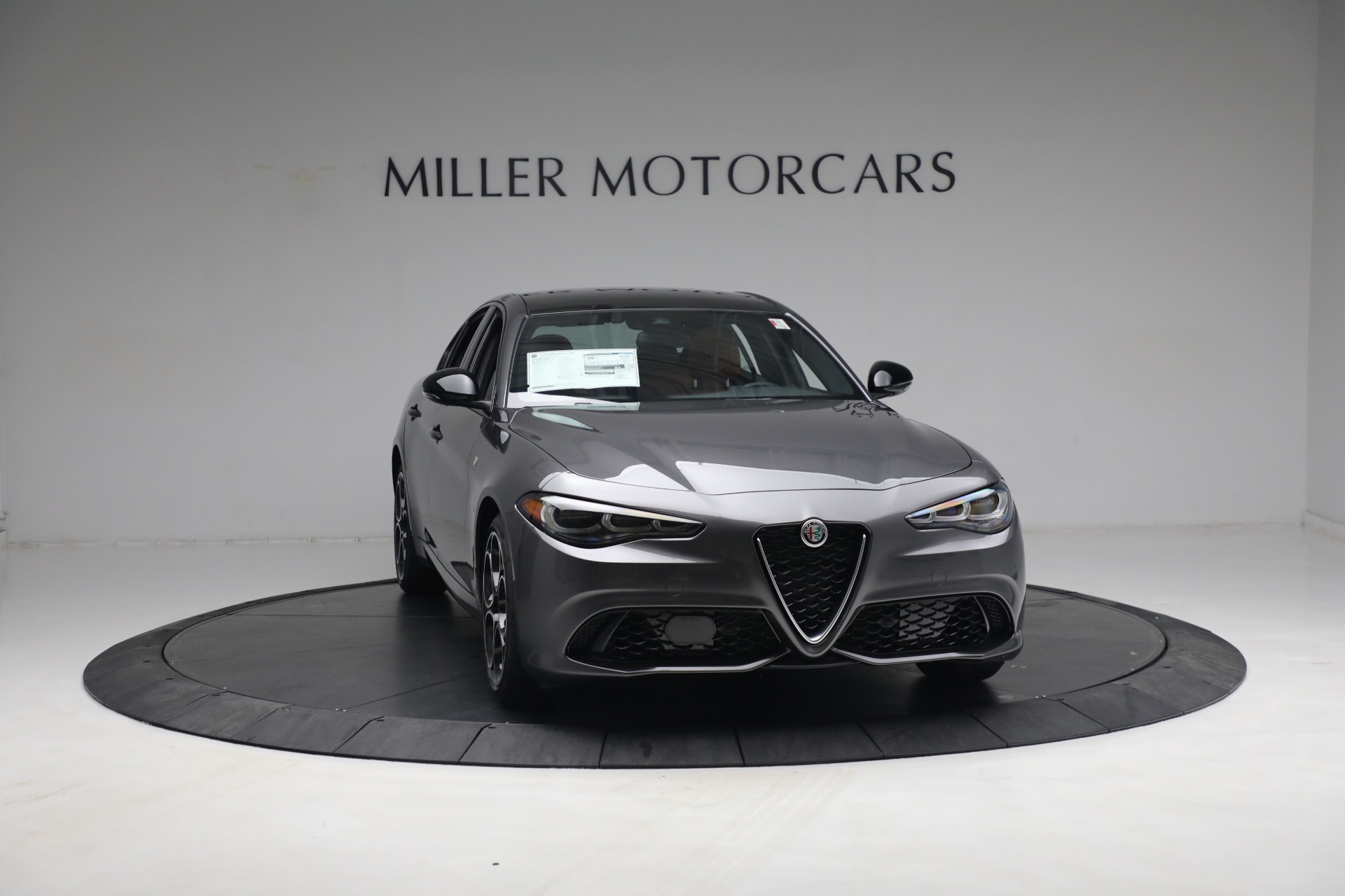New 2024 Alfa Romeo Giulia Ti | St. Petersburg, FL
