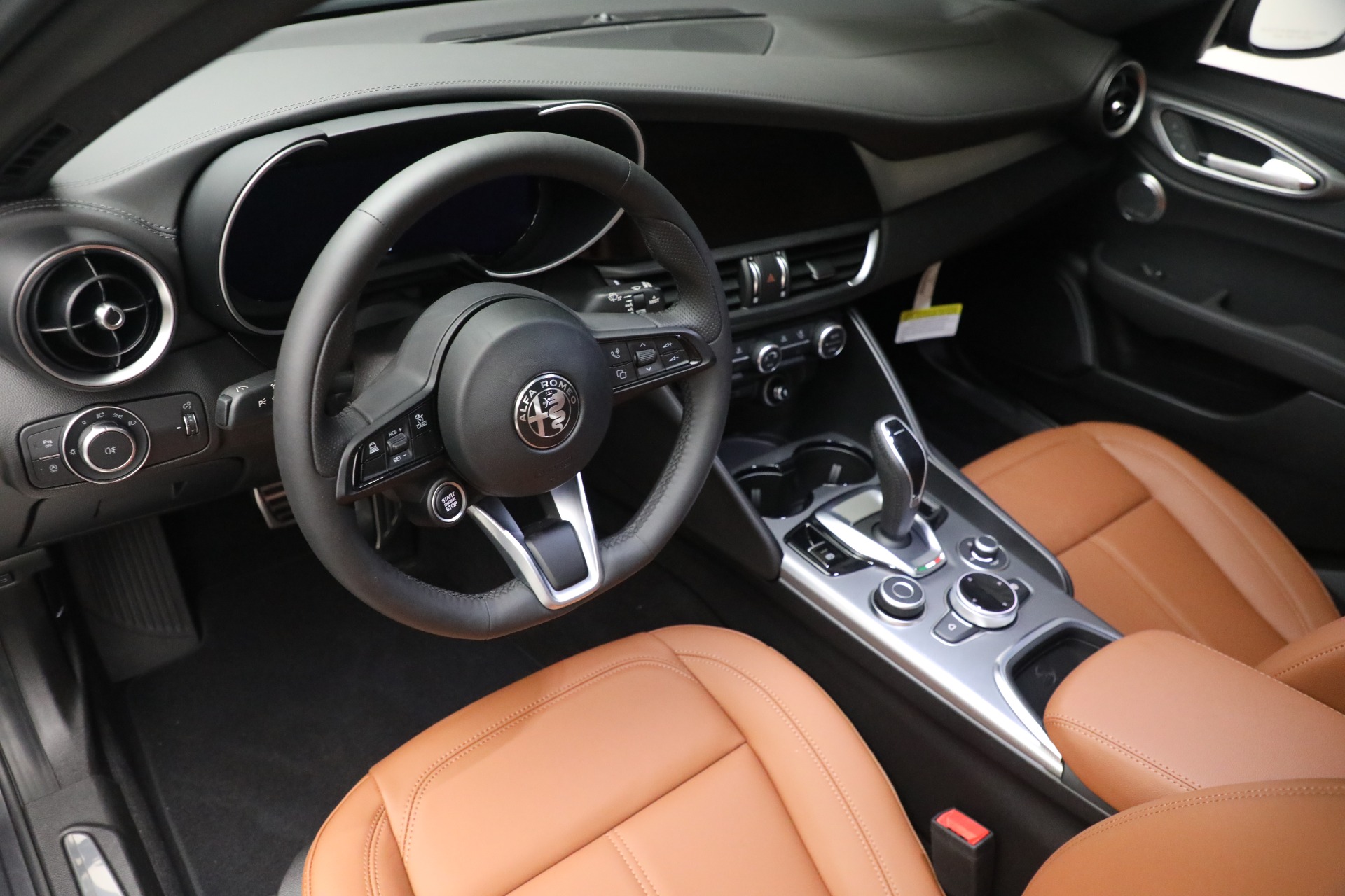 New 2024 Alfa Romeo Giulia Ti | St. Petersburg, FL