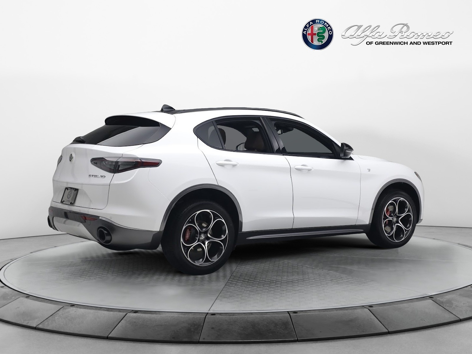 New 2024 Alfa Romeo Stelvio Ti | St. Petersburg, FL