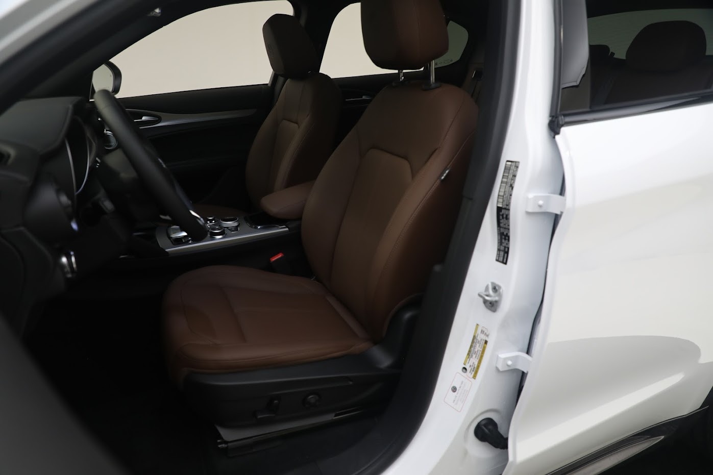 New 2024 Alfa Romeo Stelvio Ti | St. Petersburg, FL