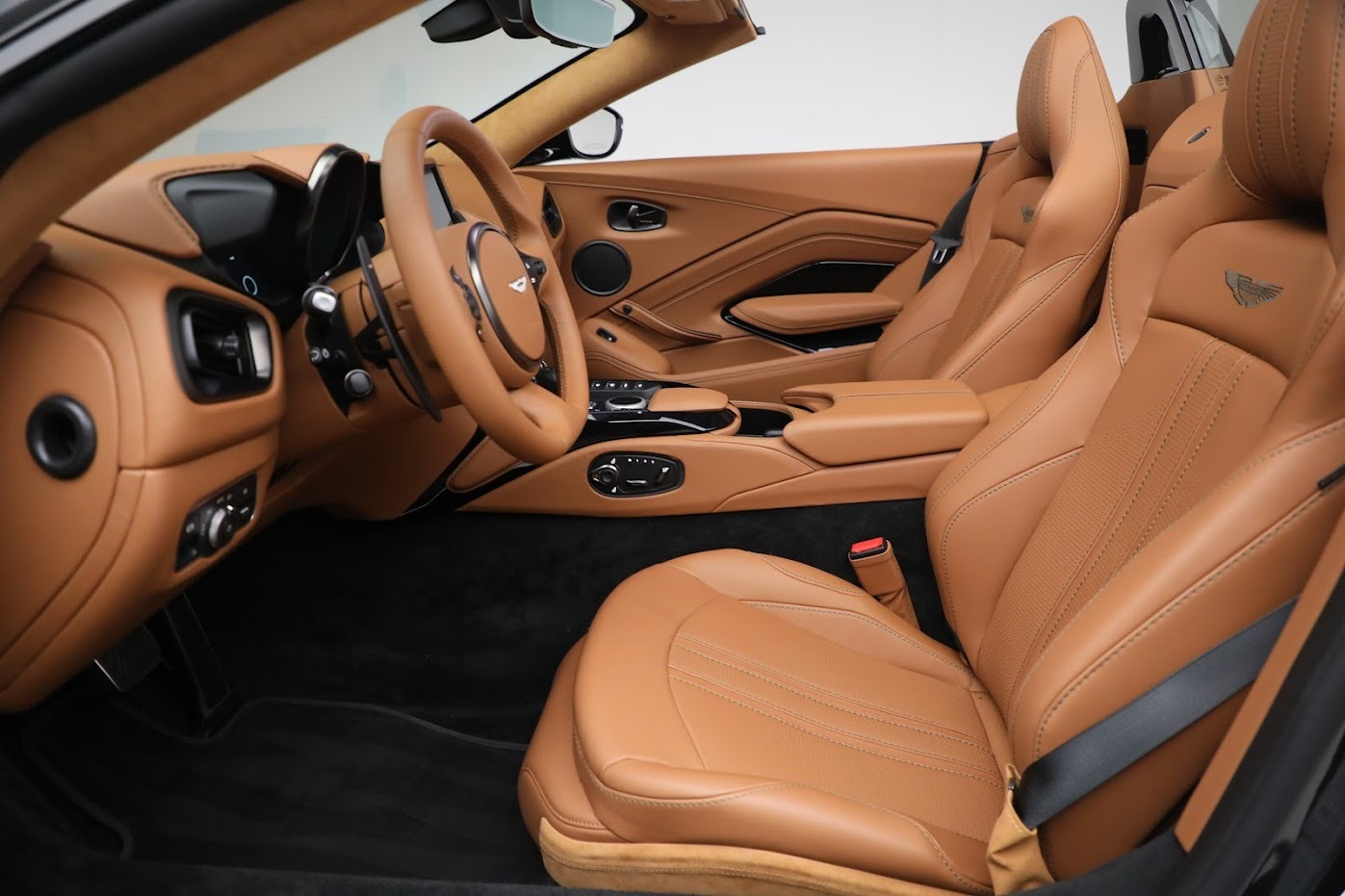 New 2023 Aston Martin Vantage V8 | St. Petersburg, FL