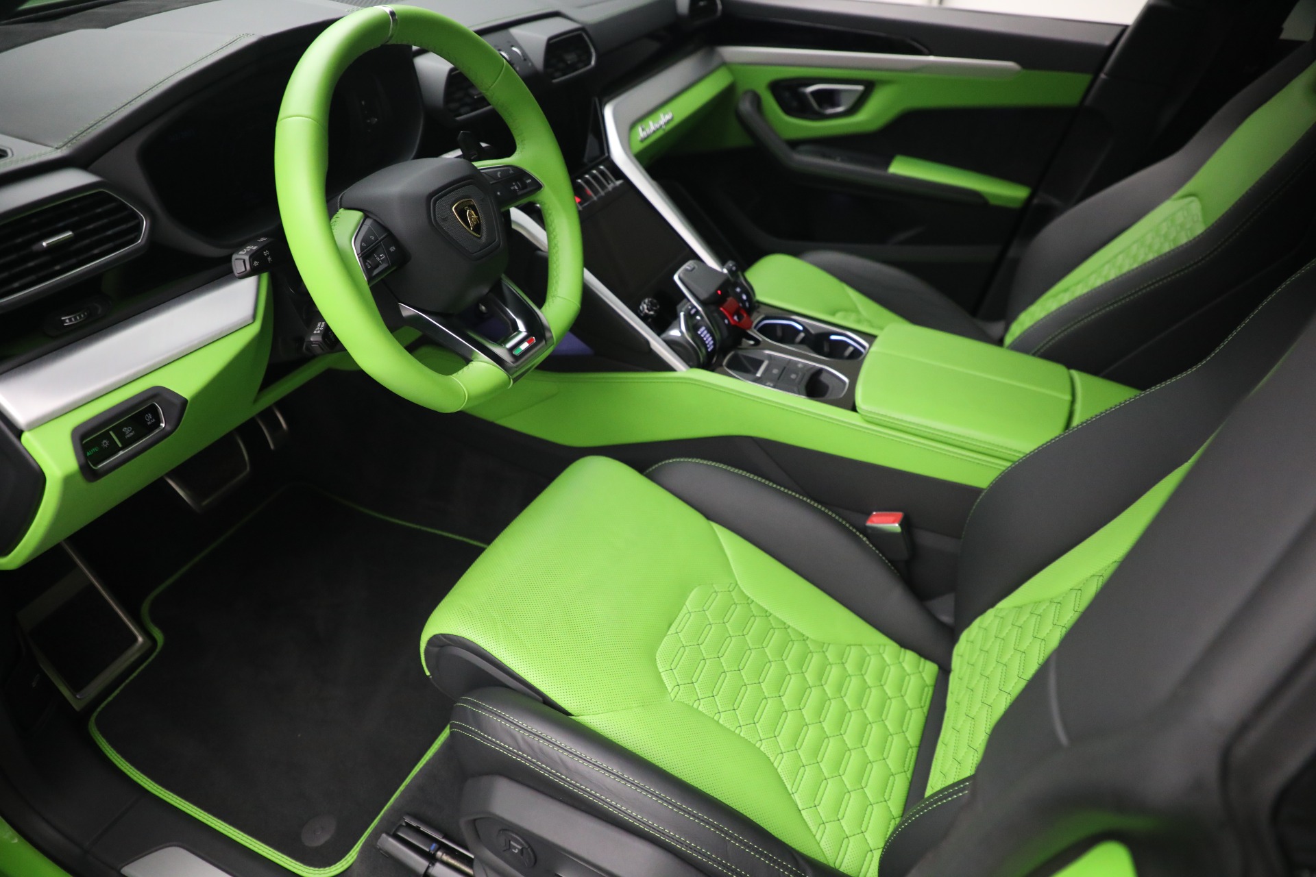 Used 2022 Lamborghini Urus | St. Petersburg, FL