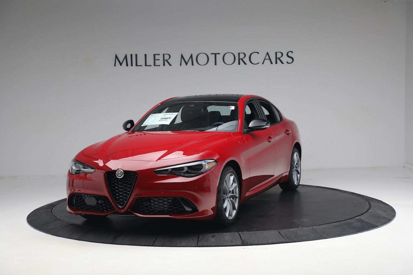 New 2024 Alfa Romeo Giulia Sprint | St. Petersburg, FL