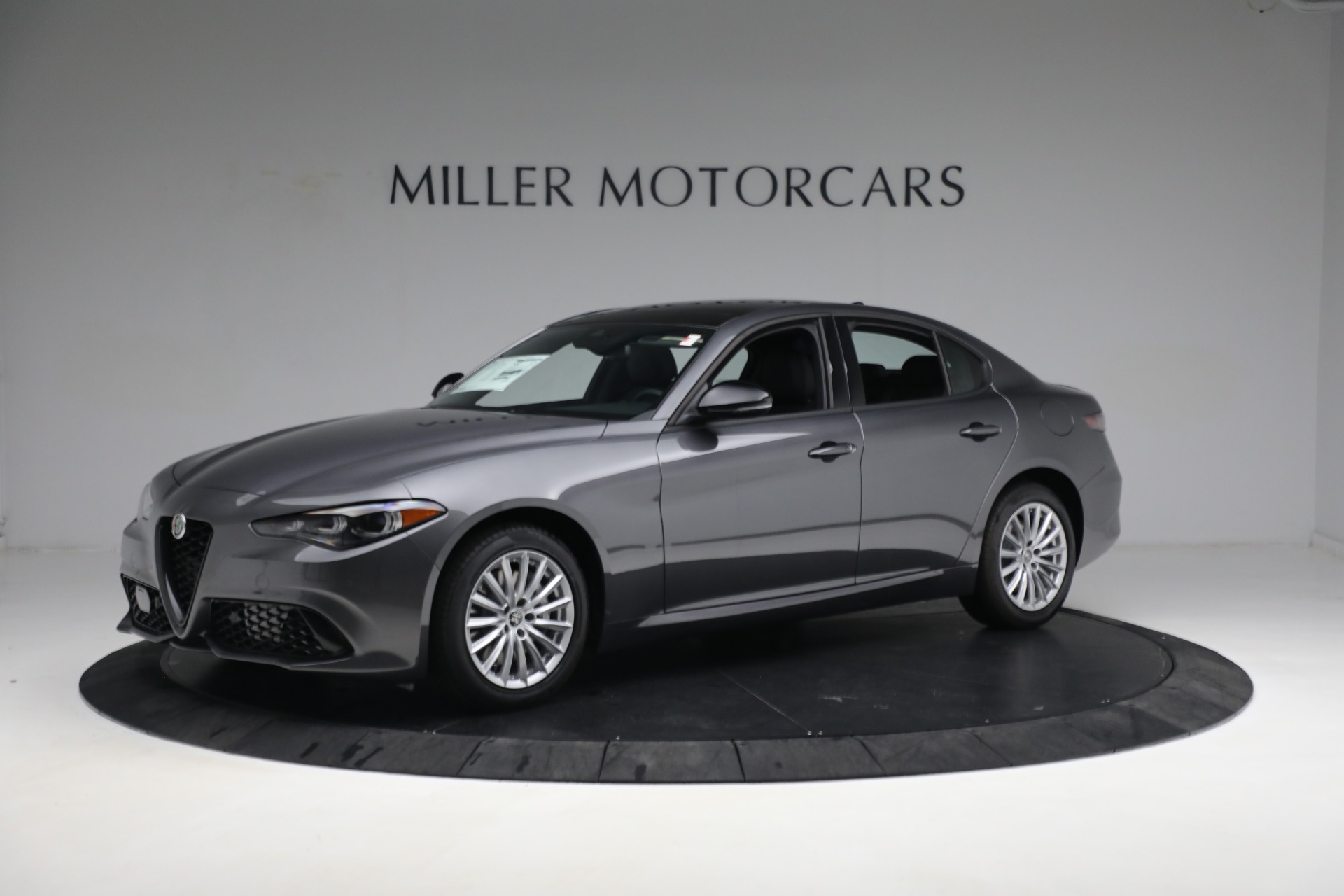 New 2024 Alfa Romeo Giulia Sprint | St. Petersburg, FL