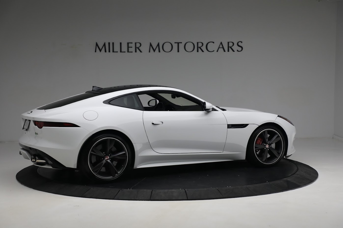 Used 2018 Jaguar F-TYPE R | St. Petersburg, FL