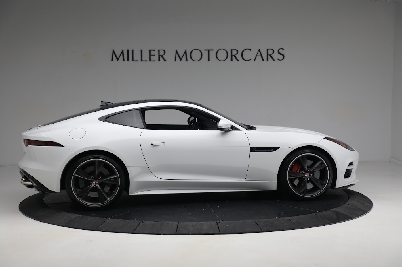 Used 2018 Jaguar F-TYPE R | St. Petersburg, FL