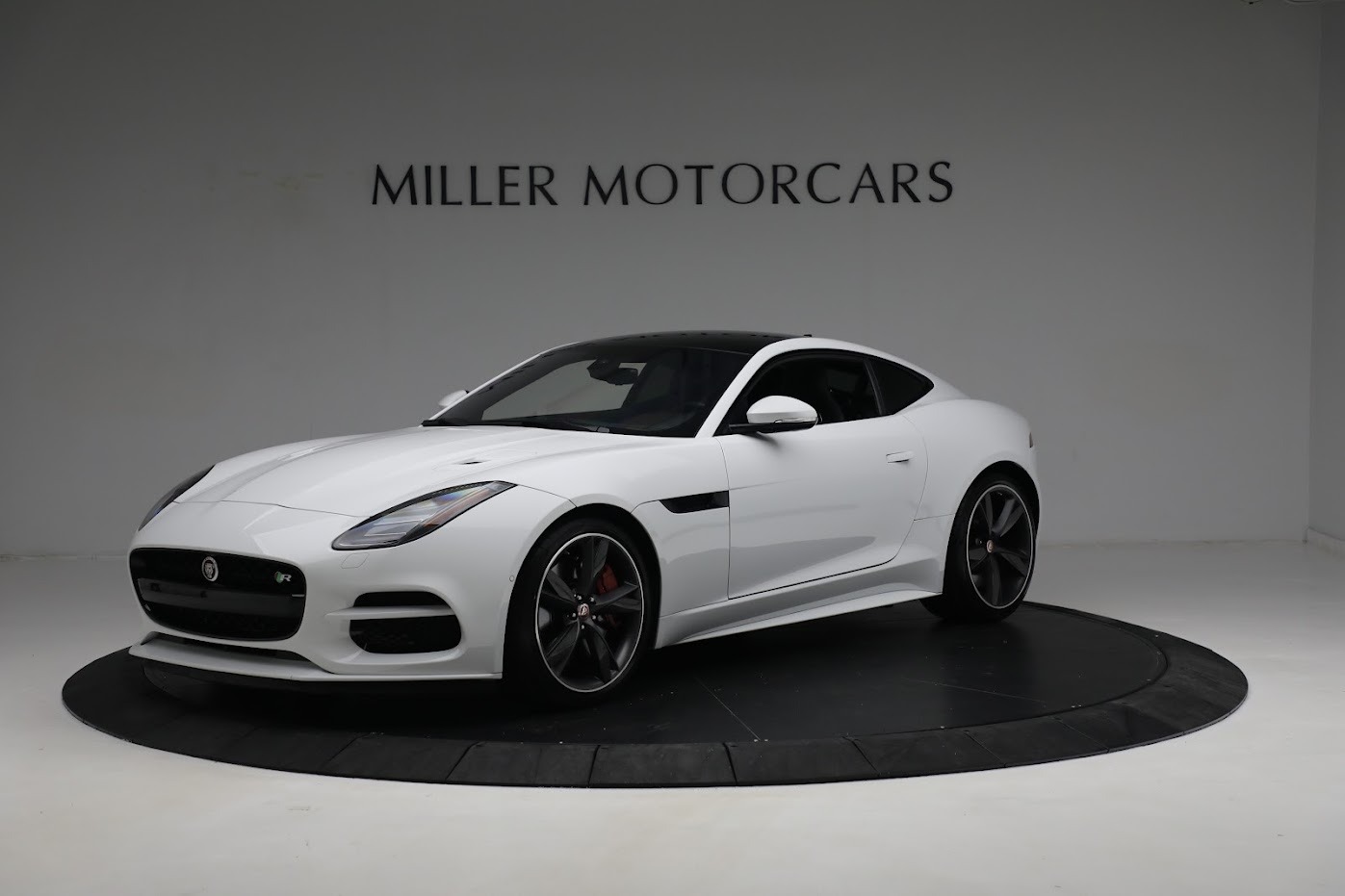 Used 2018 Jaguar F-TYPE R | St. Petersburg, FL