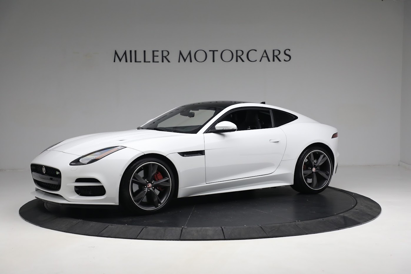 Used 2018 Jaguar F-TYPE R | St. Petersburg, FL