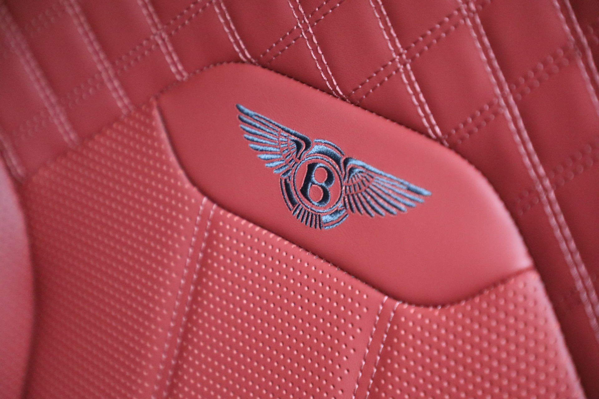 New 2023 Bentley Bentayga S V8 | St. Petersburg, FL