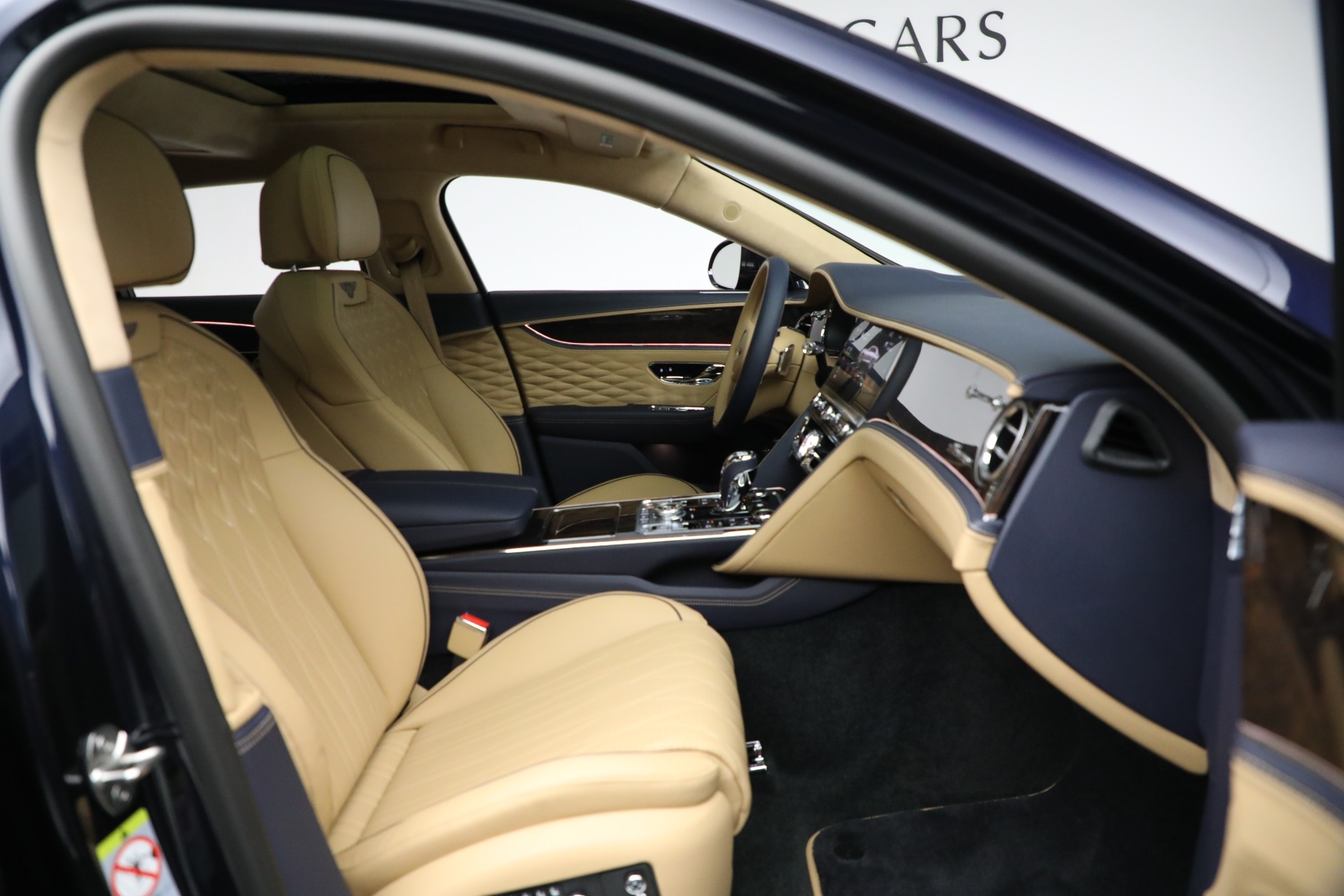 New 2024 Bentley Flying Spur Hybrid Azure | St. Petersburg, FL