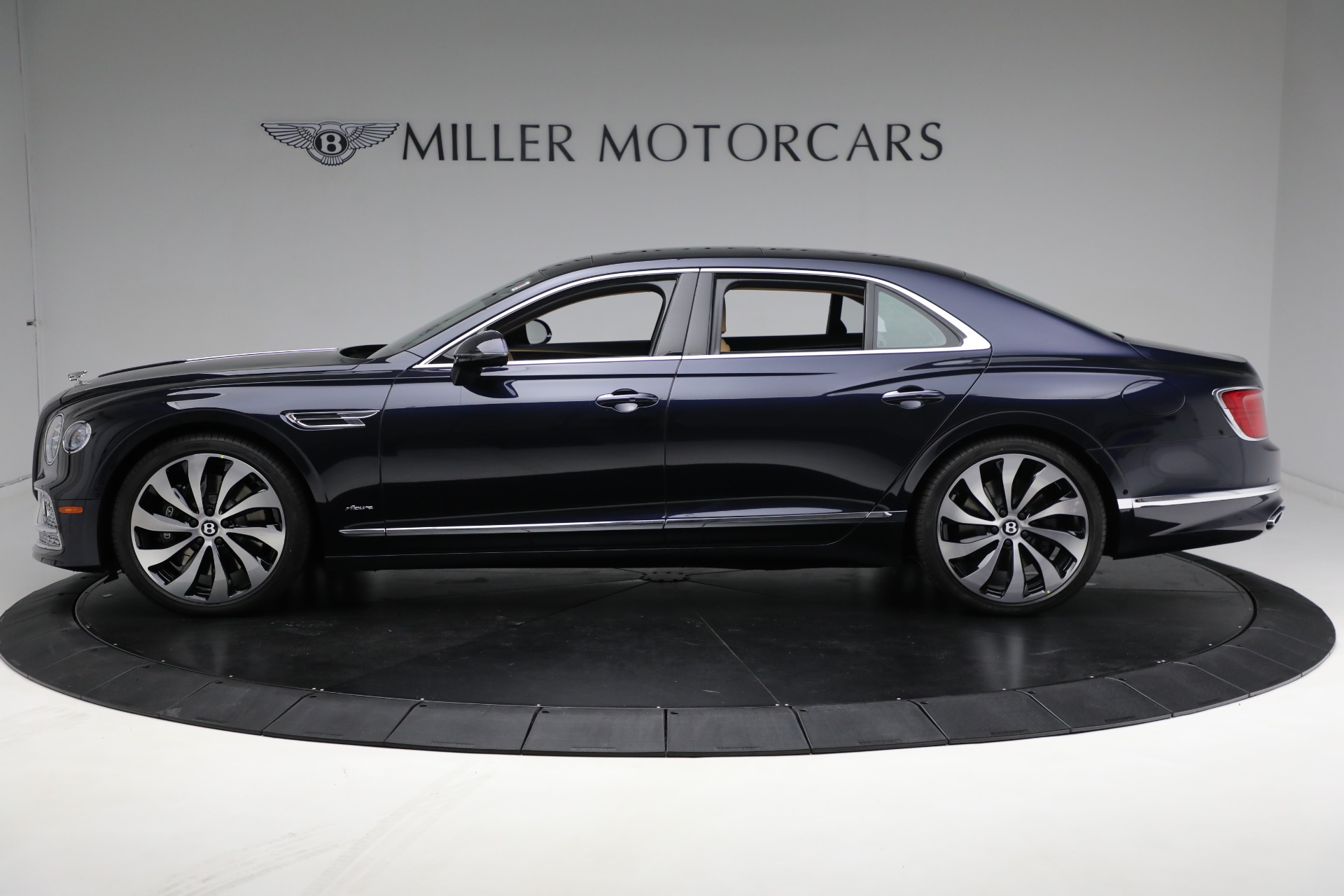 New 2024 Bentley Flying Spur Hybrid Azure | St. Petersburg, FL