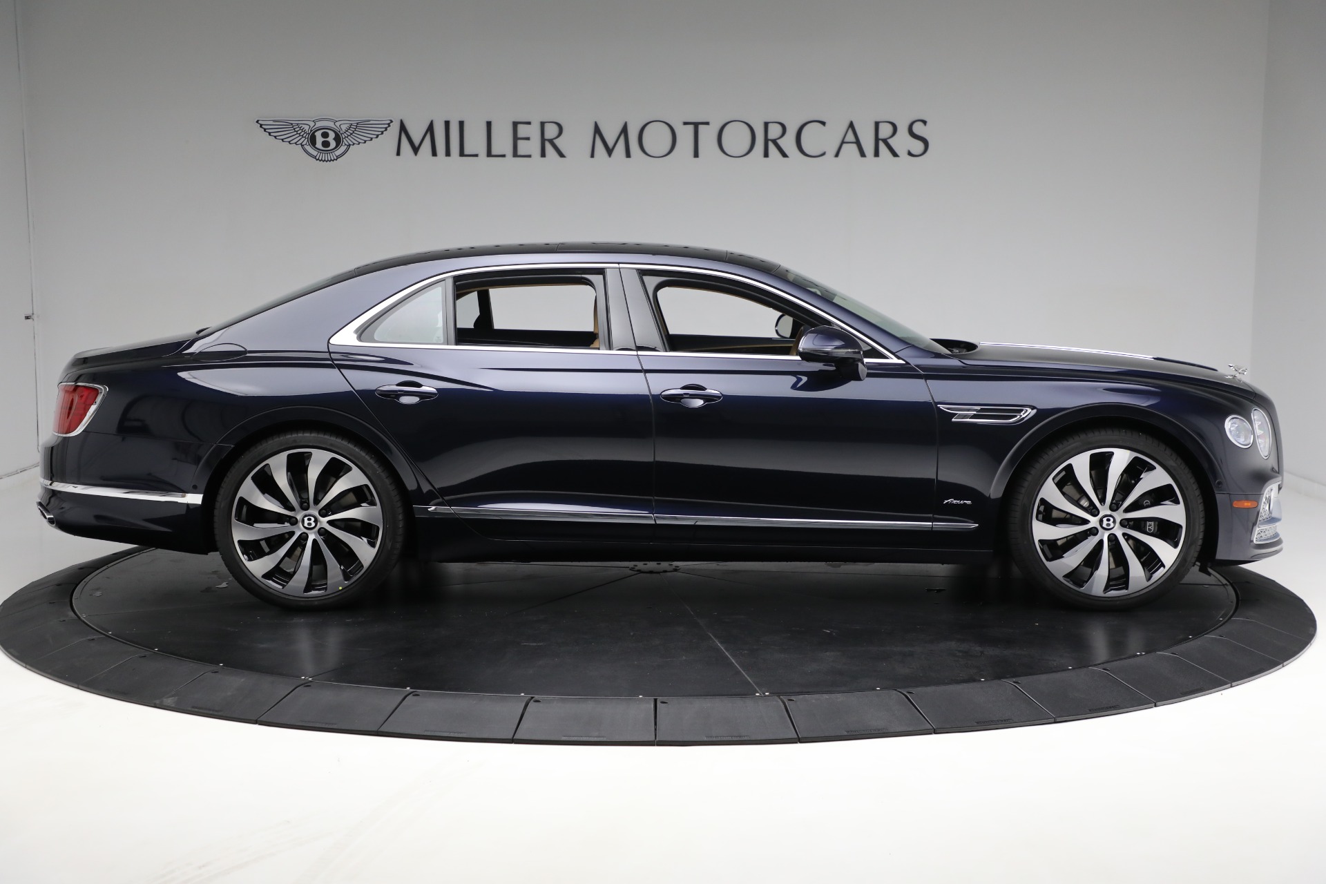 New 2024 Bentley Flying Spur Hybrid Azure | St. Petersburg, FL