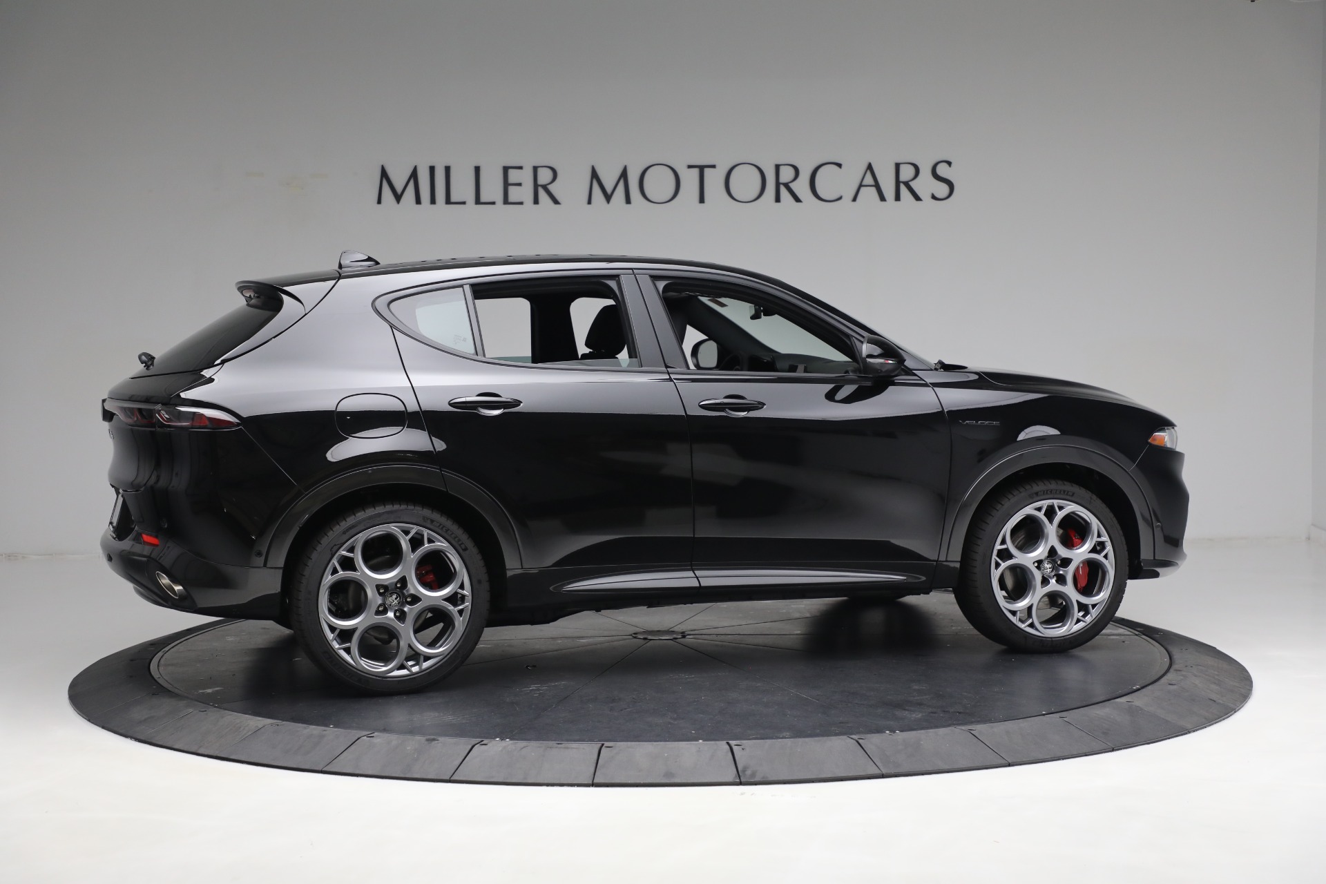 New 2024 Alfa Romeo Tonale Veloce | St. Petersburg, FL