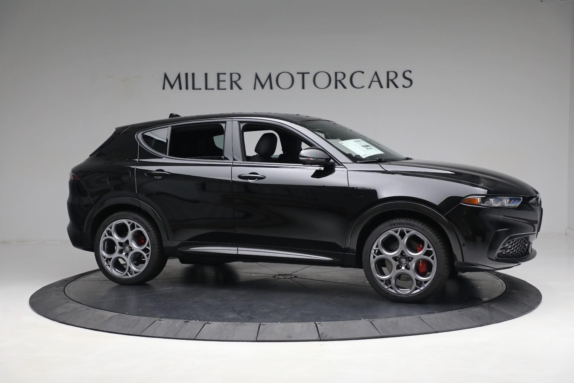 New 2024 Alfa Romeo Tonale Veloce | St. Petersburg, FL