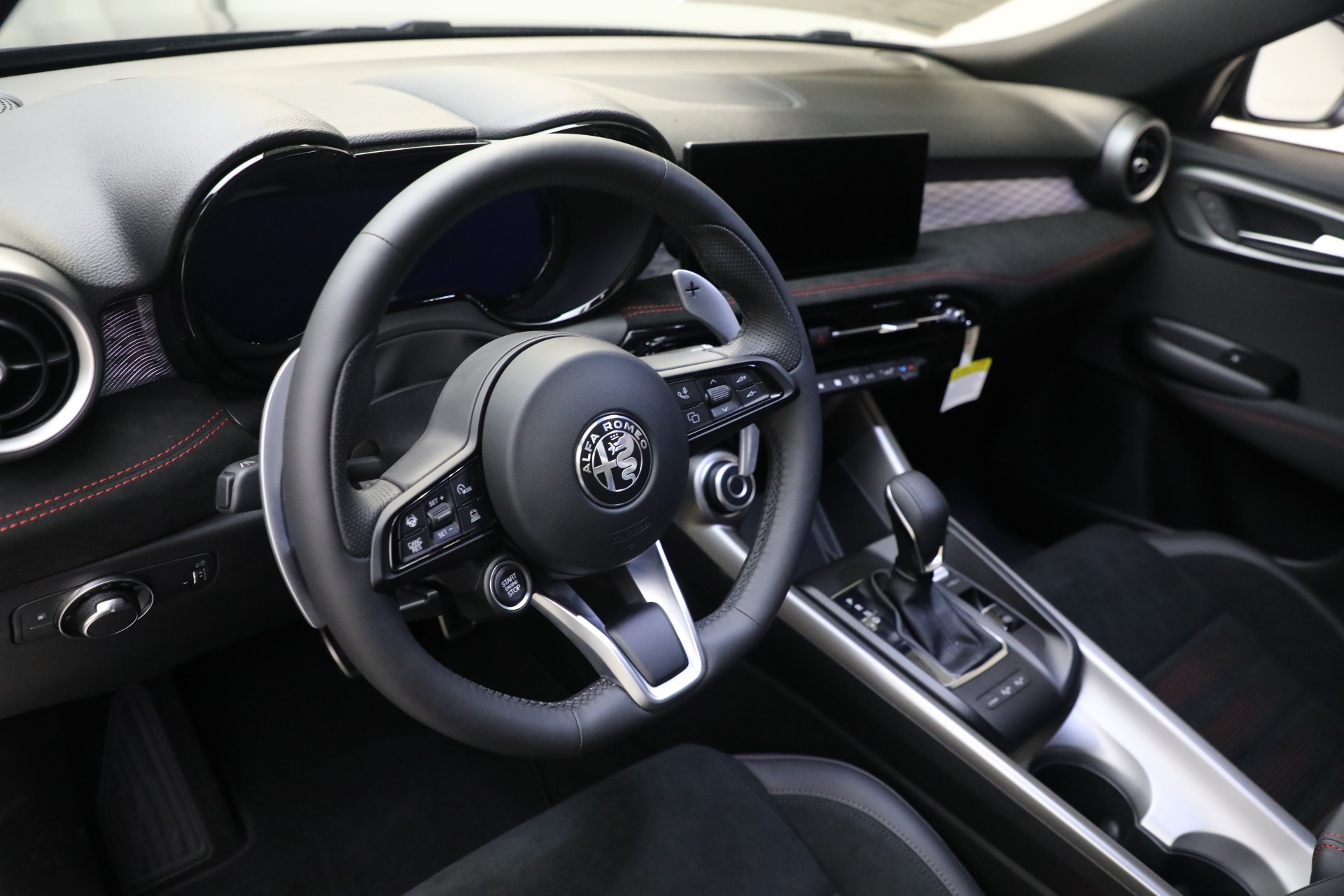 New 2024 Alfa Romeo Tonale Veloce | St. Petersburg, FL