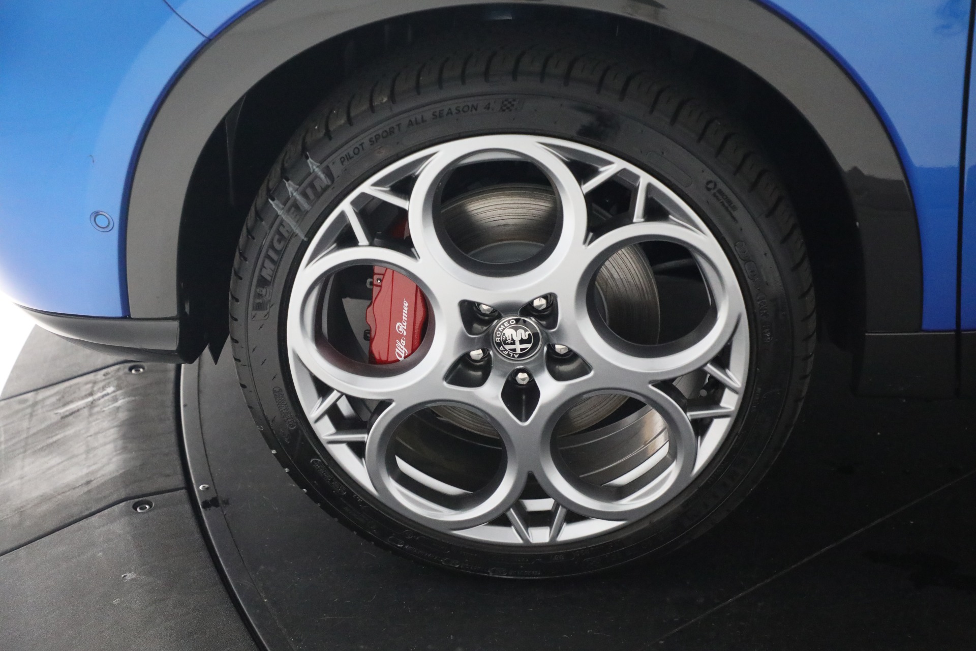 New 2024 Alfa Romeo Tonale Veloce | St. Petersburg, FL
