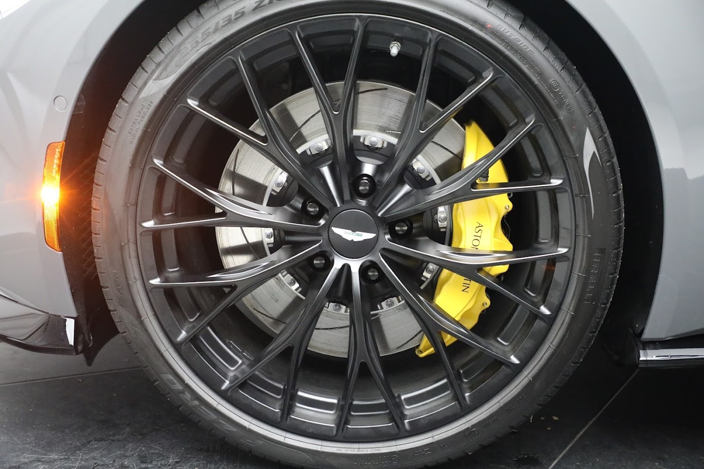 New 2023 Aston Martin Vantage V8 | St. Petersburg, FL