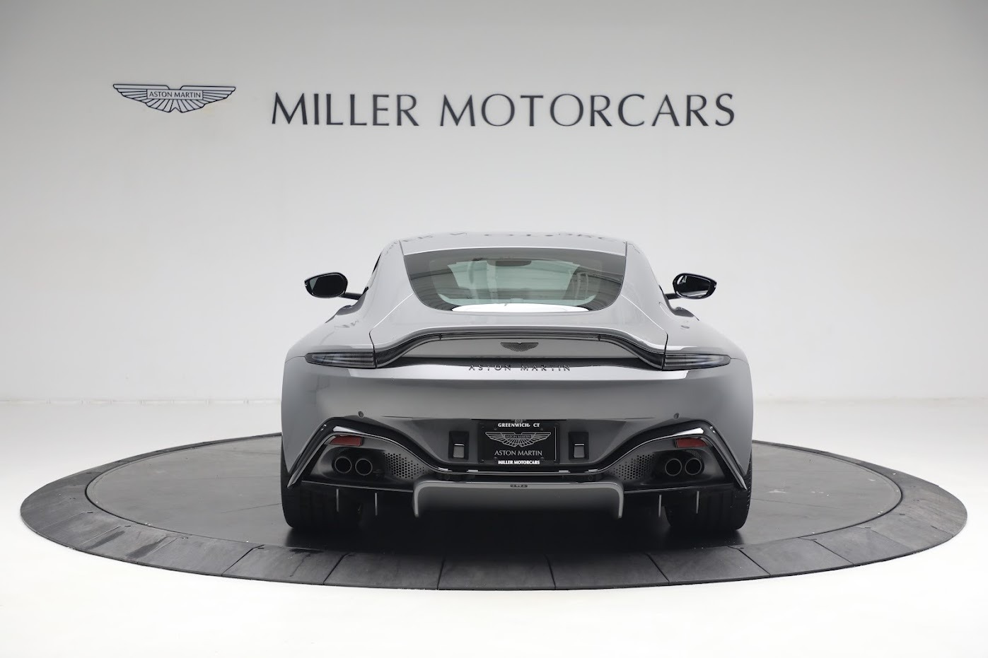 New 2023 Aston Martin Vantage V8 | St. Petersburg, FL