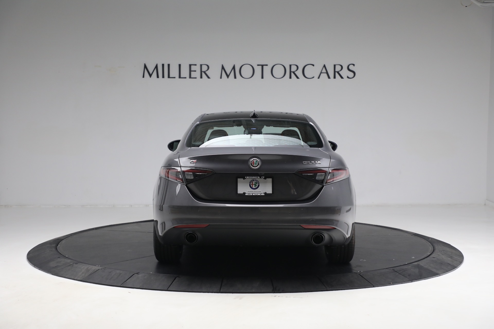 New 2024 Alfa Romeo Giulia Ti | St. Petersburg, FL