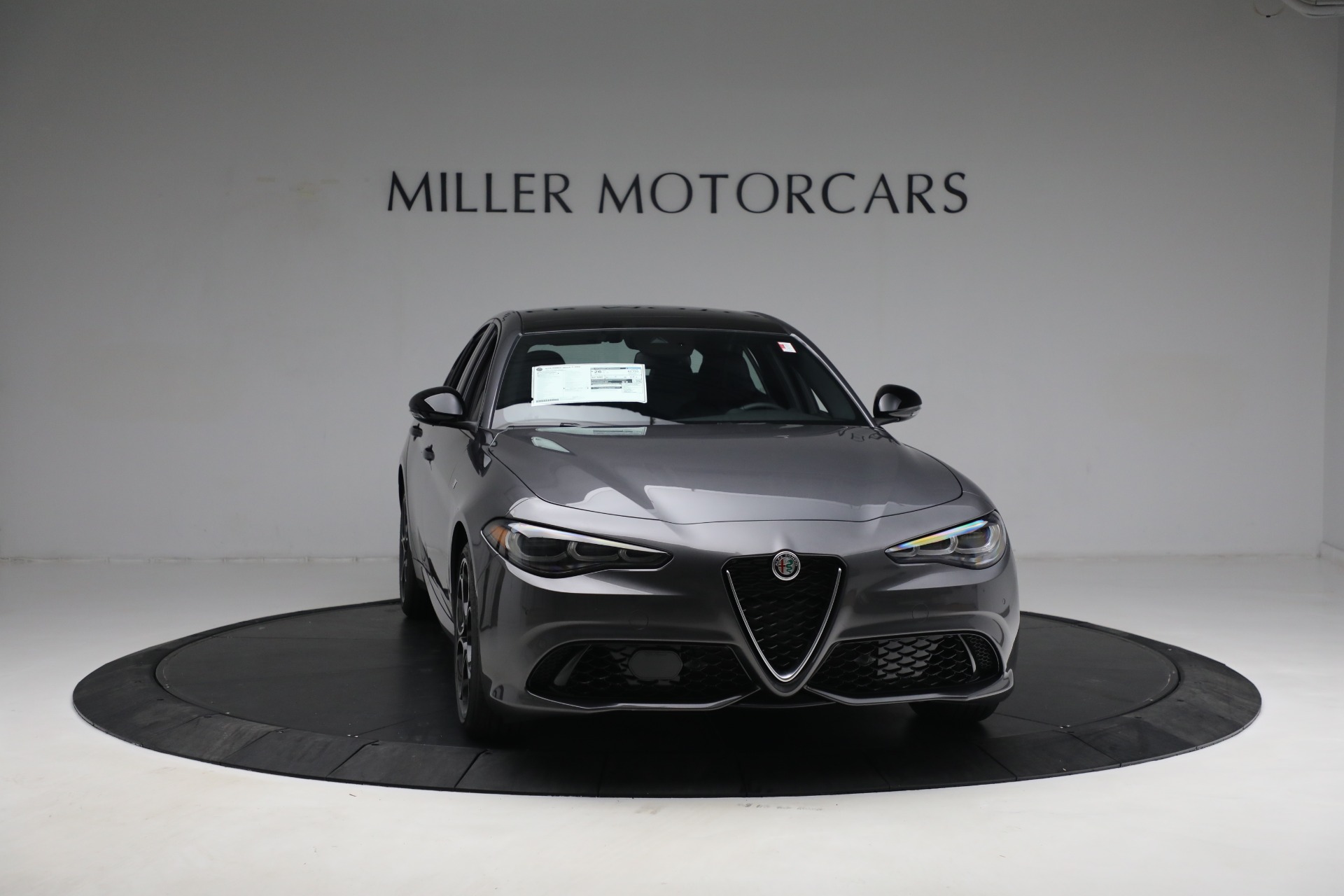 New 2024 Alfa Romeo Giulia Ti | St. Petersburg, FL
