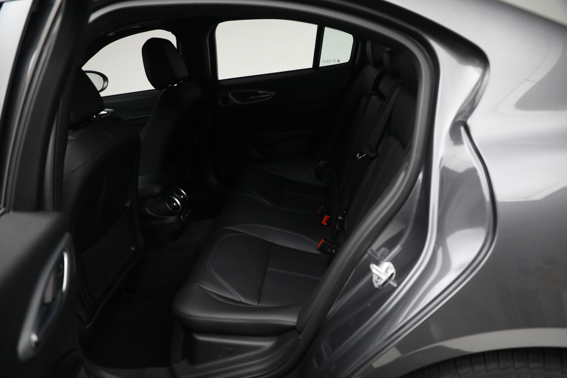 New 2024 Alfa Romeo Giulia Ti | St. Petersburg, FL